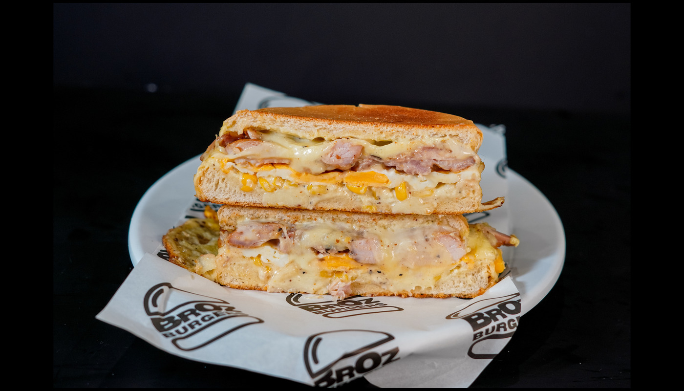 BBQ Chicken and Creamy Cheese X-Burger
