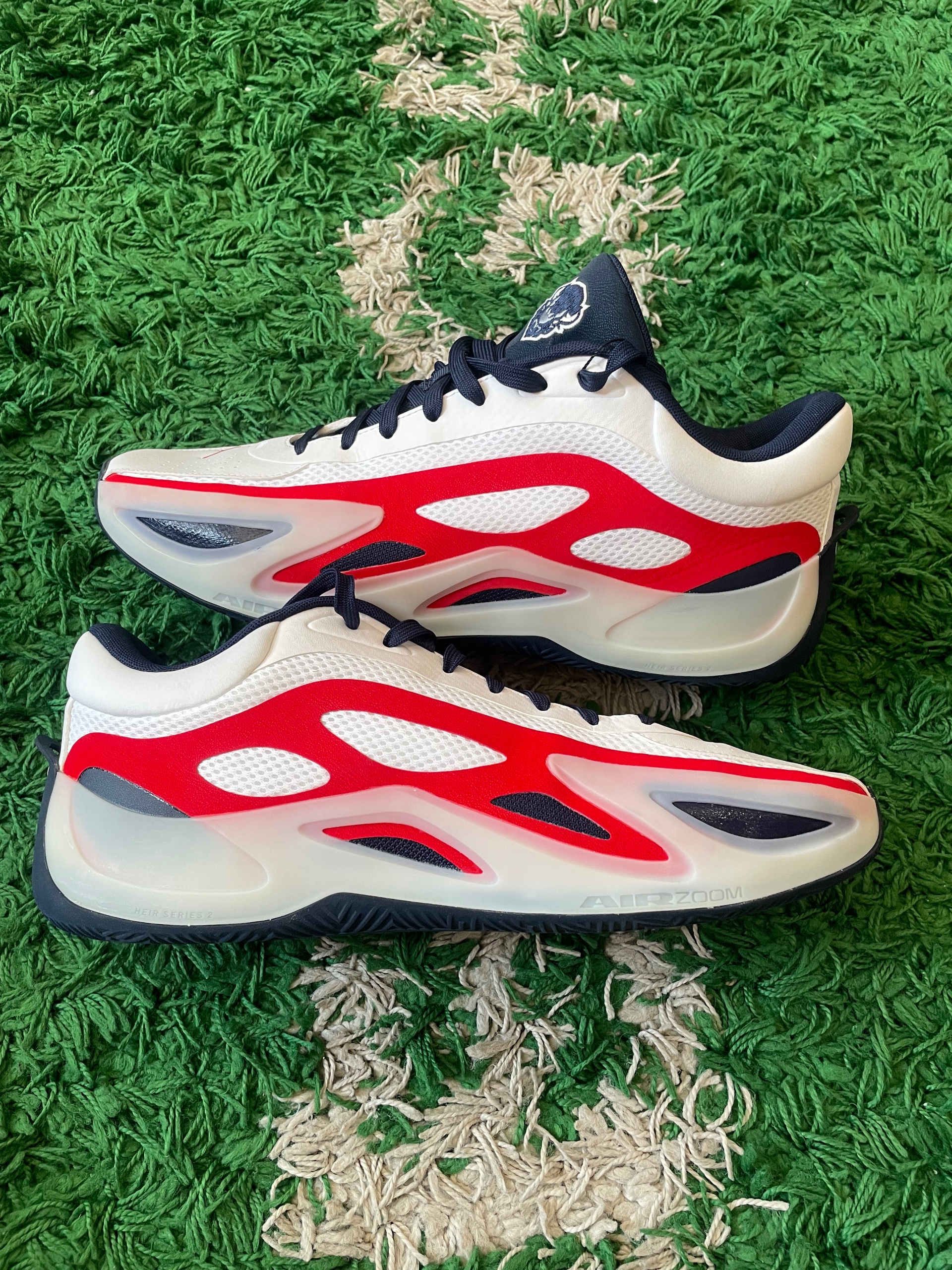 Jordan heir series 2 queen phee player exclusive Howard bison size 15.5 (new)