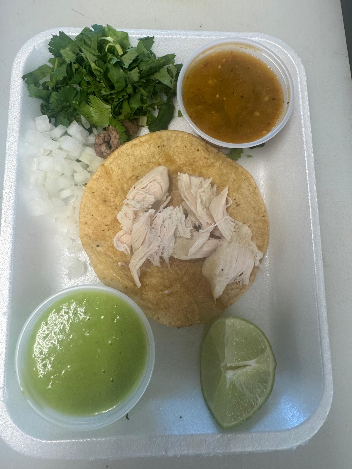 Taco de Pollo - Chicken Taco from Tacos del Valle
