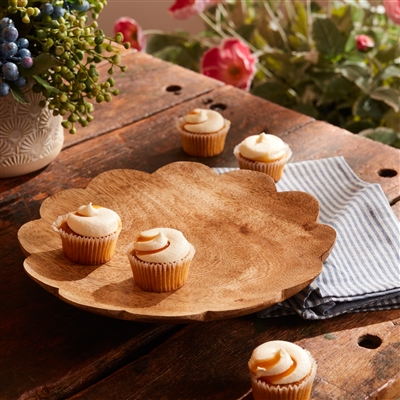 Scalloped edge pedestal bowl