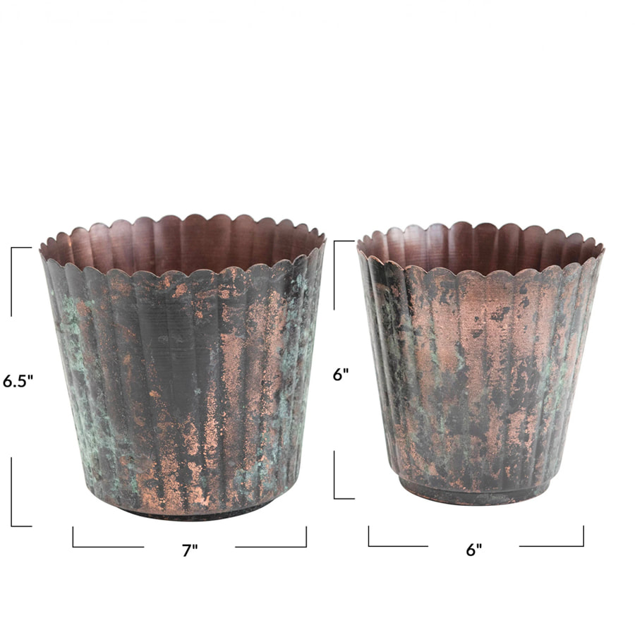 Round Metal Scalloped Edge Planter