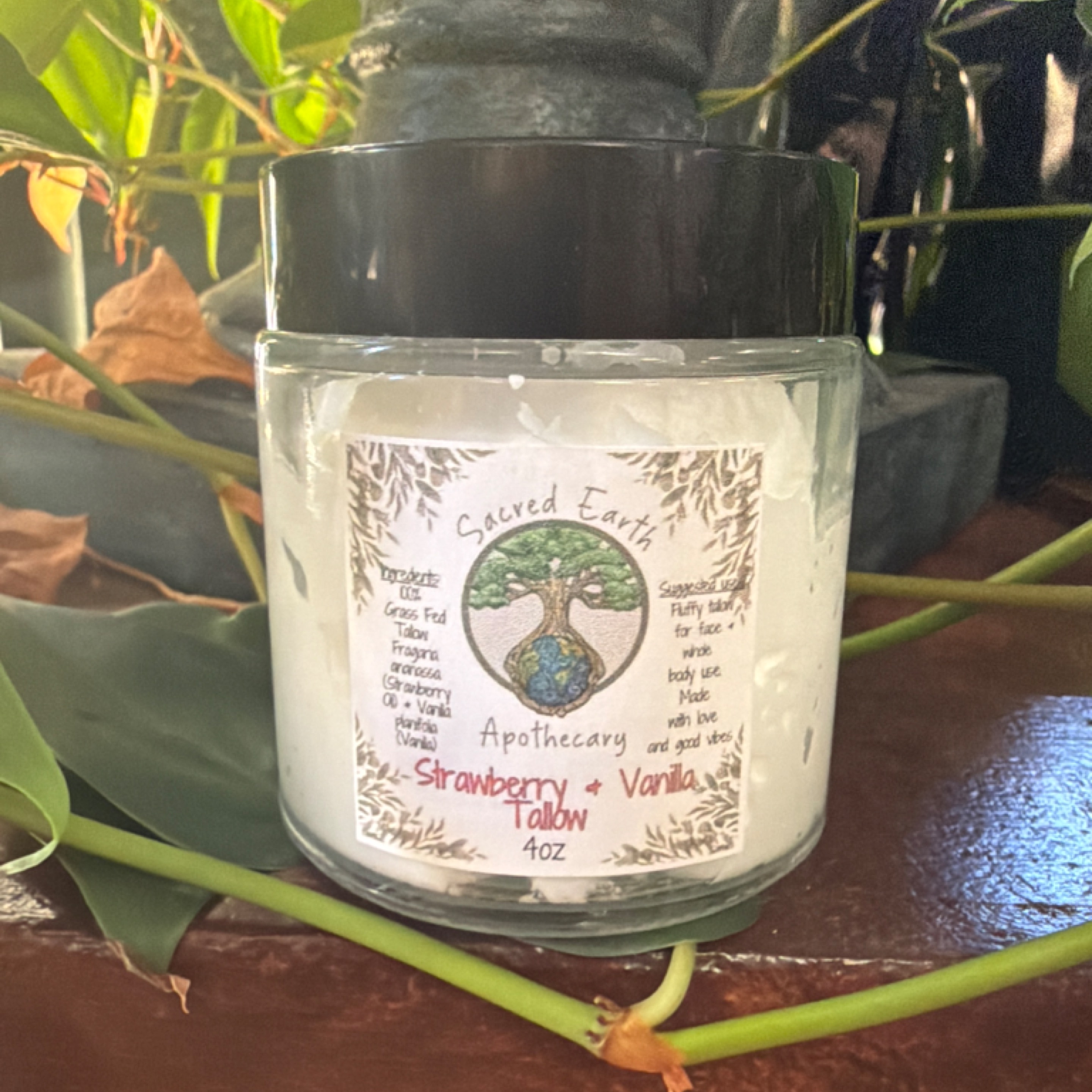 Sacred Earth Apothecary - 4oz Strawberry & Vanilla Tallow 