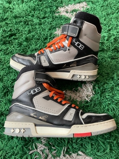 louis vuitton high basketball trainers 408 black sze 8 (used)