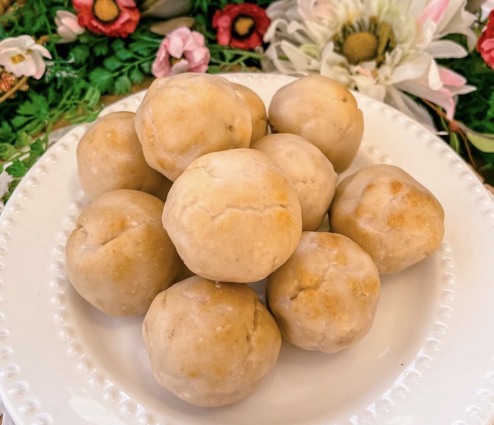 Vegan cake donut ball dozen box