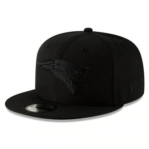 New England Patriots Blackout New Era 59FIFTY Fitted Hat