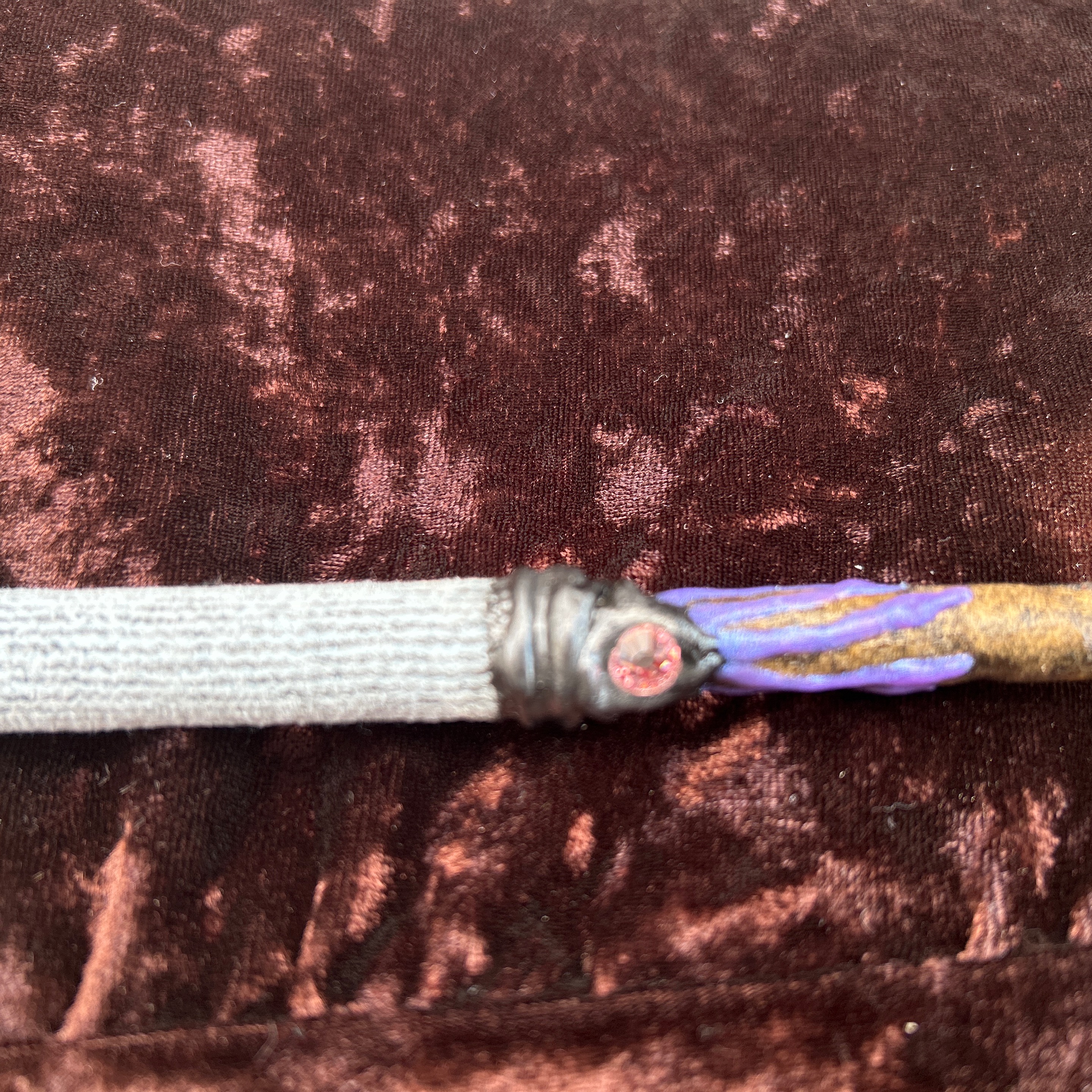 Giant Squid Ink 9" Terrorizing Oak w/ Rose Quartz Colour Crystal