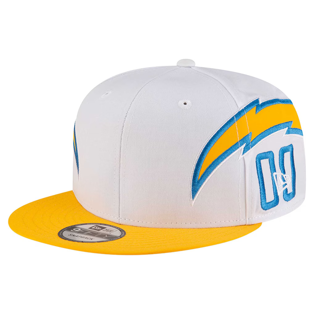 Los Angeles Chargers White New Era 9FIFTY Helmet Snapback Hat