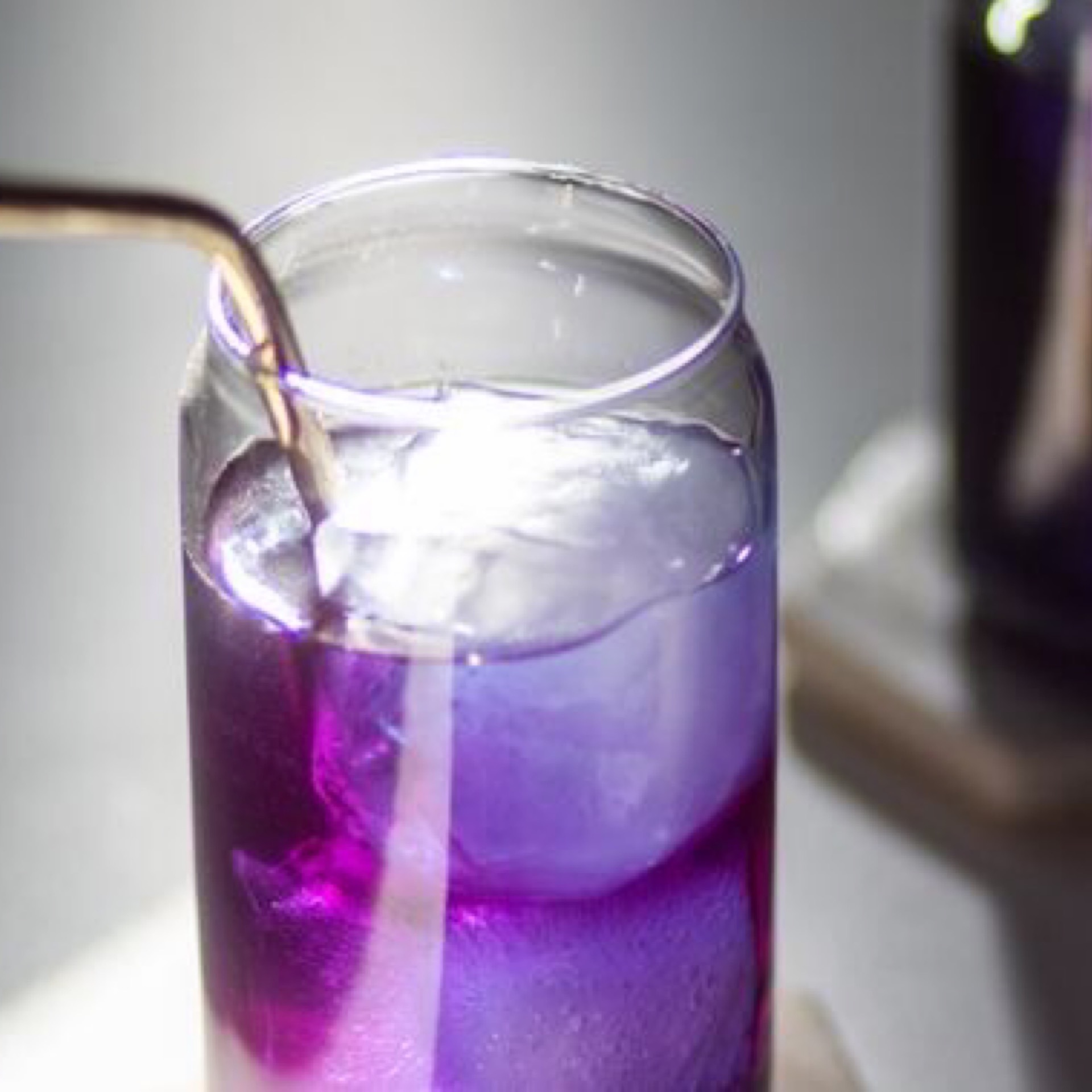 VIOLET LEMONADE อันชัญโซดา