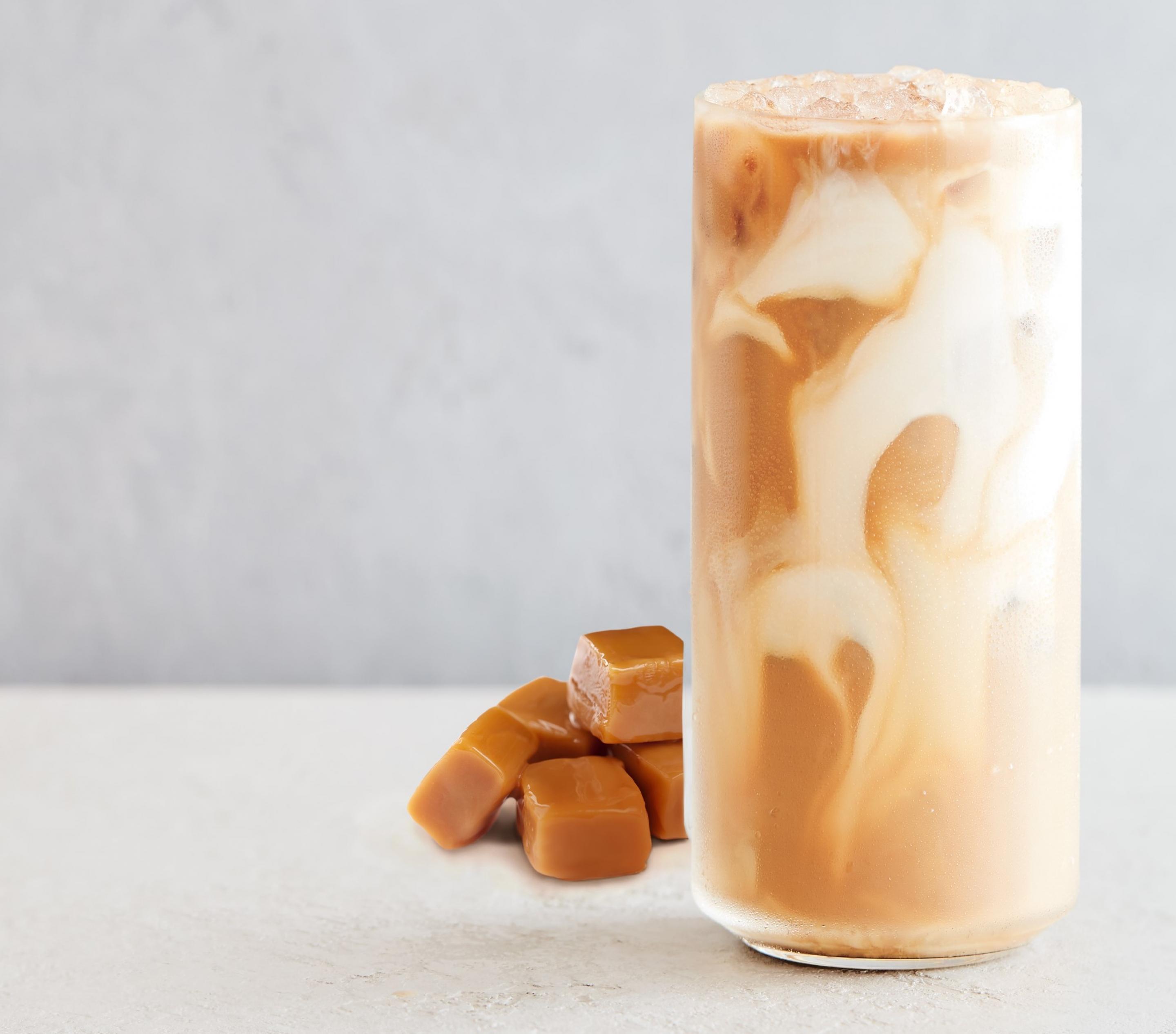 Iced Caramel Latte 16 oz