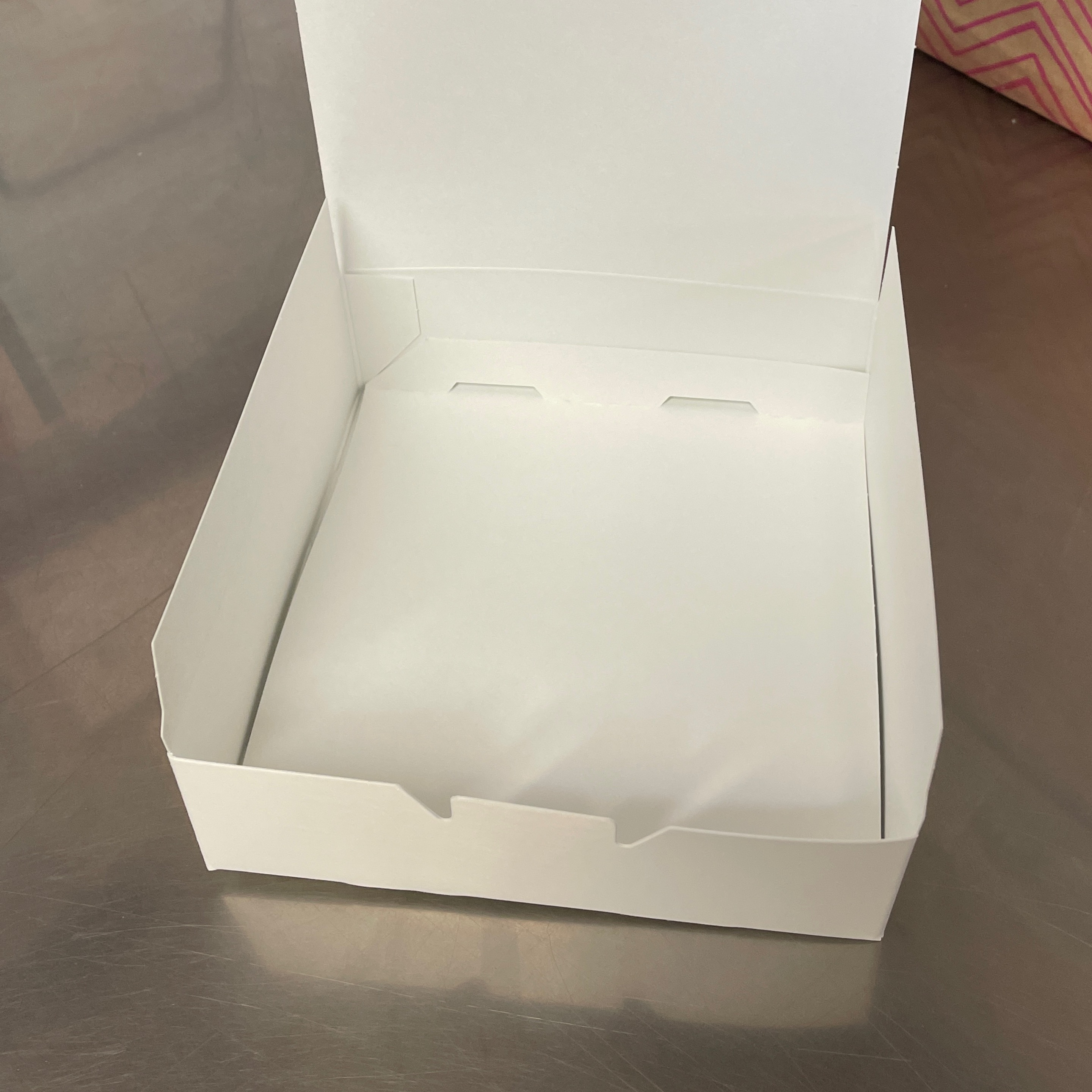 1 LB Square White Box (250/case)