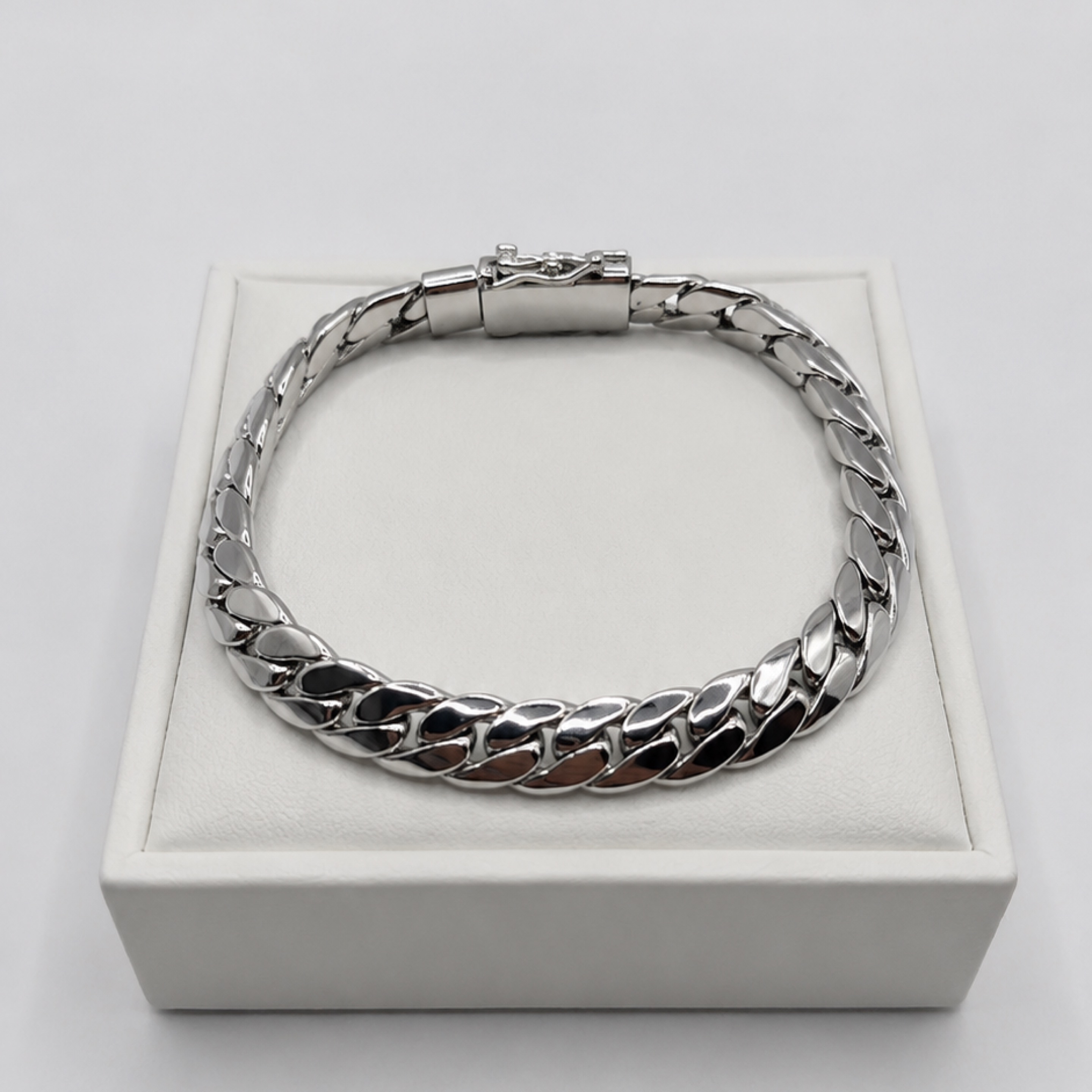 8”  Miami Cuban WGold Bracelet /8mm