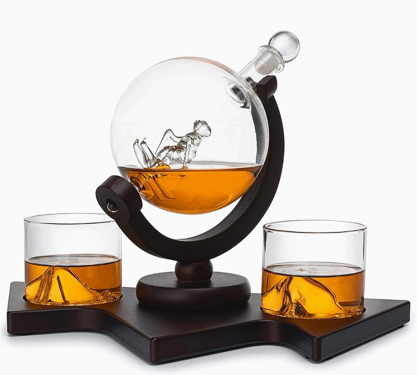 Ski Wine Whiskey Decanter with 2 Glacier Mountain Glasses