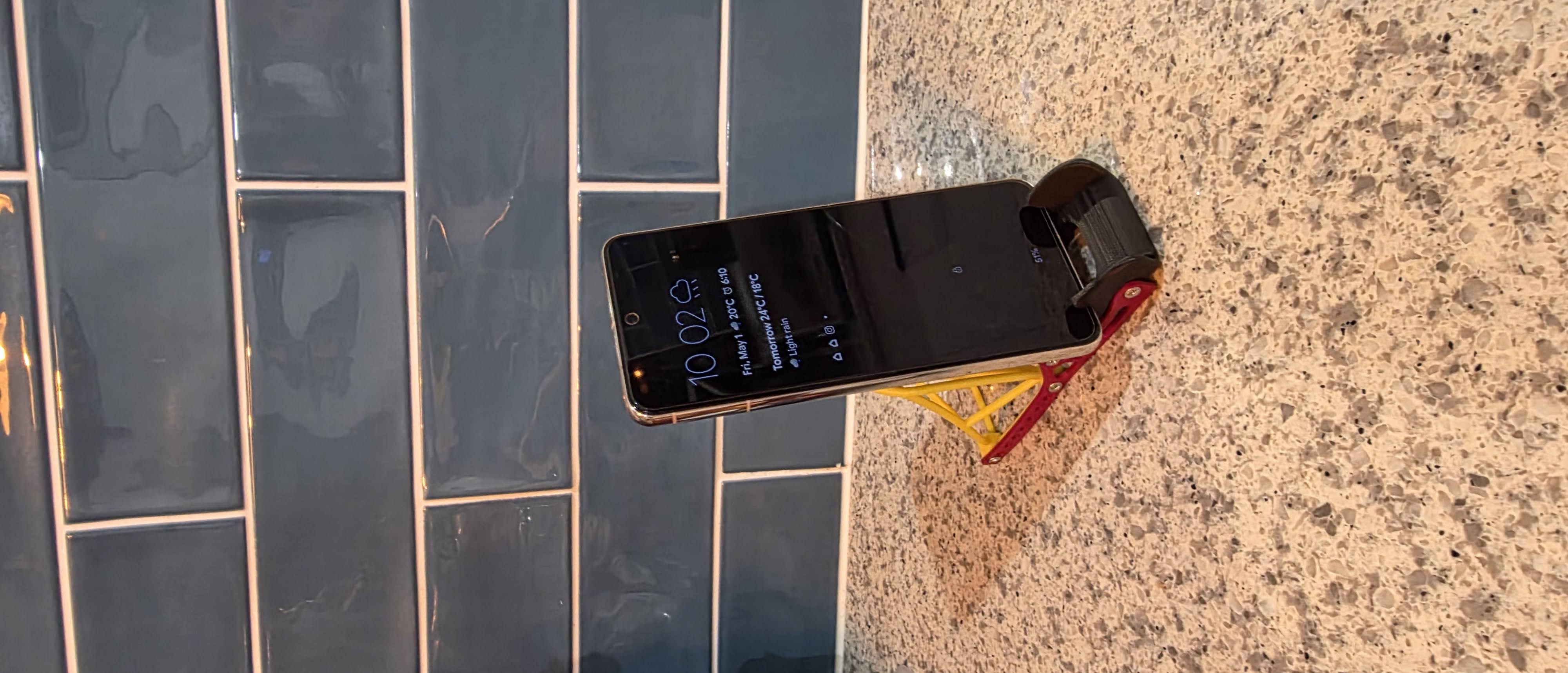 Minimalist Desktop Phone & Photo Display Stand