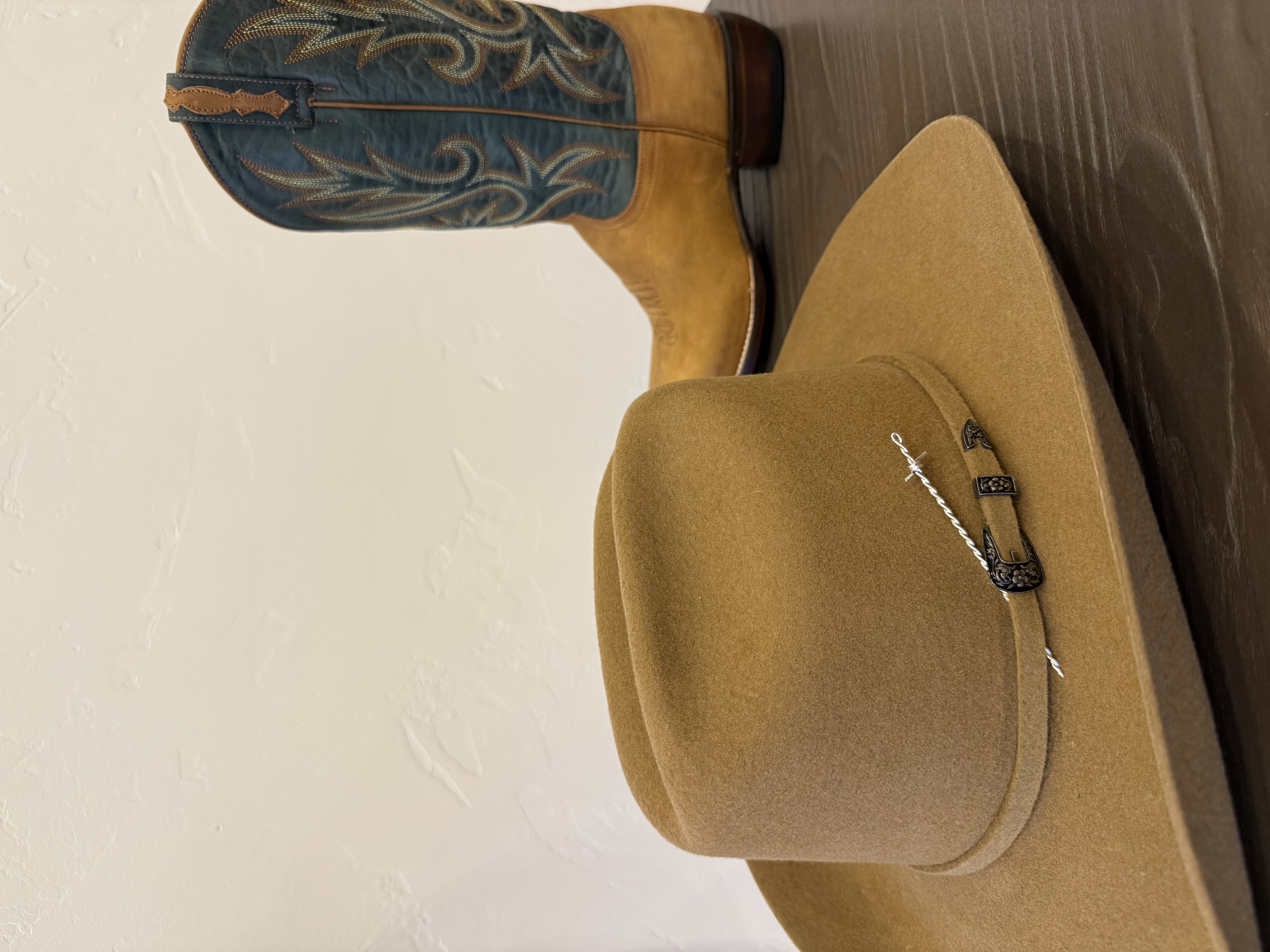 Sterling Silver Barbed Wire Brim Detail - Bright