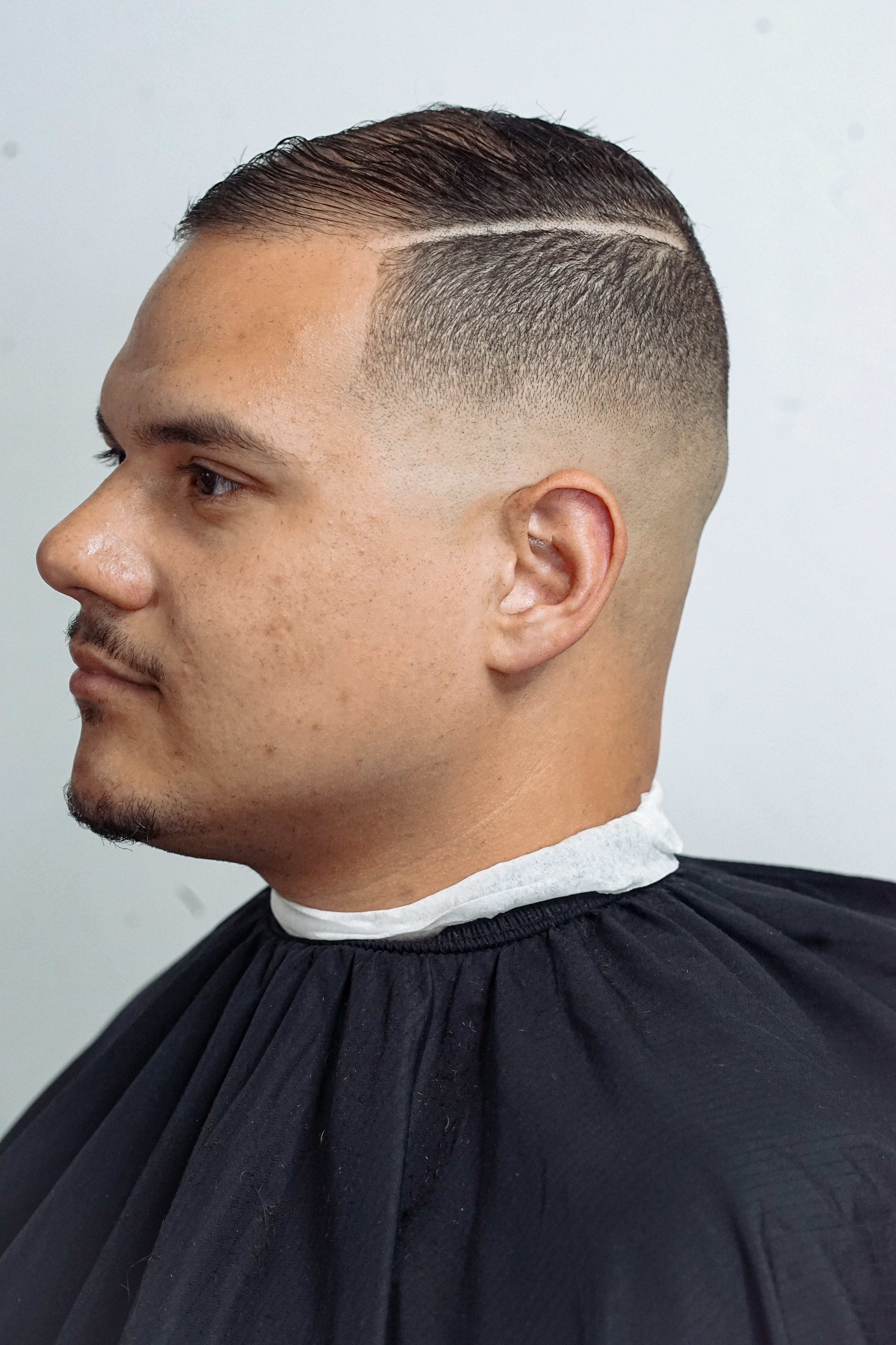 Manny's Barber Shop - 3358 West Bryn Mawr Avenue - Chicago | Fresha, image size:4000x6000