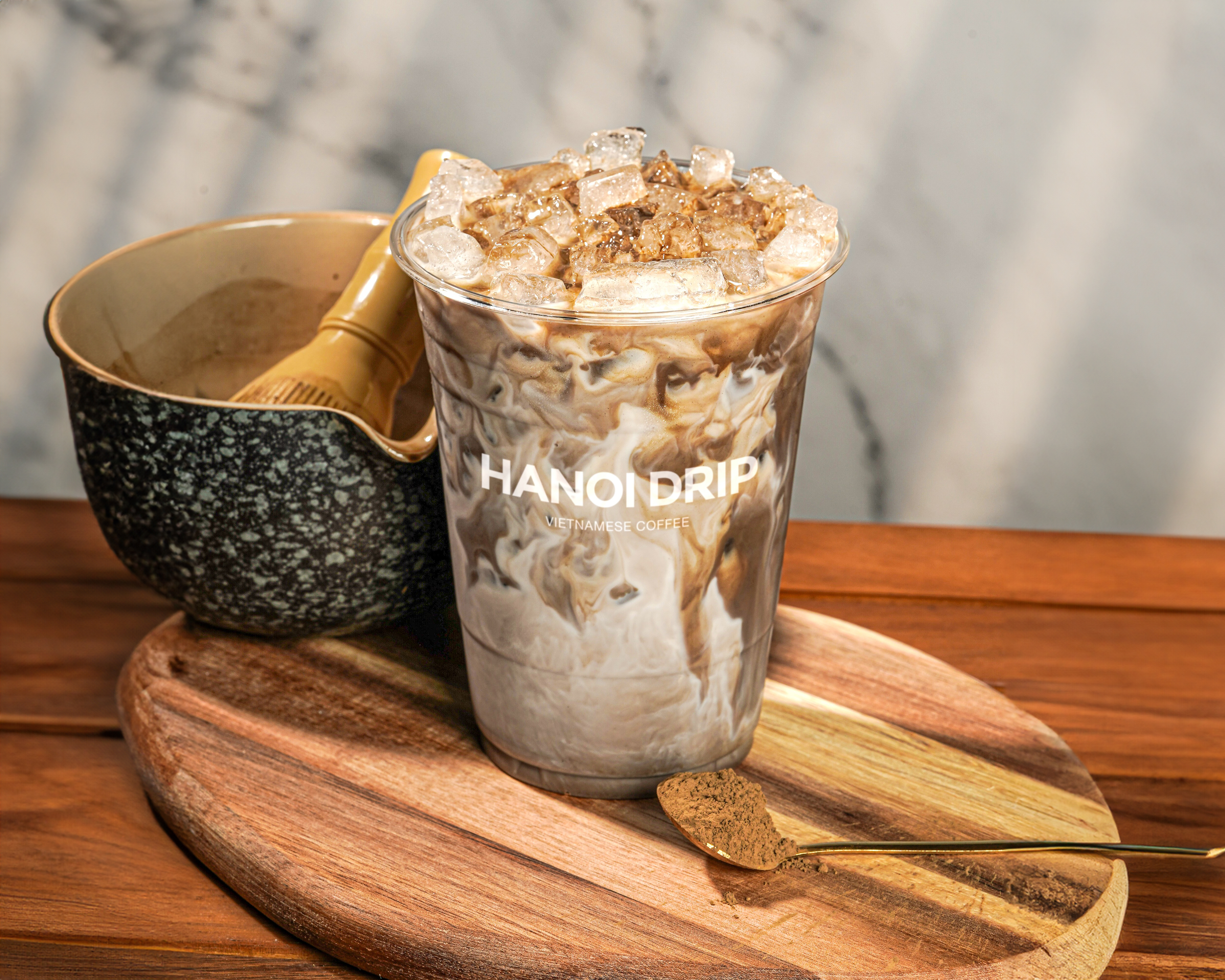 Hojicha Latte (Dark Roasted Green Tea)