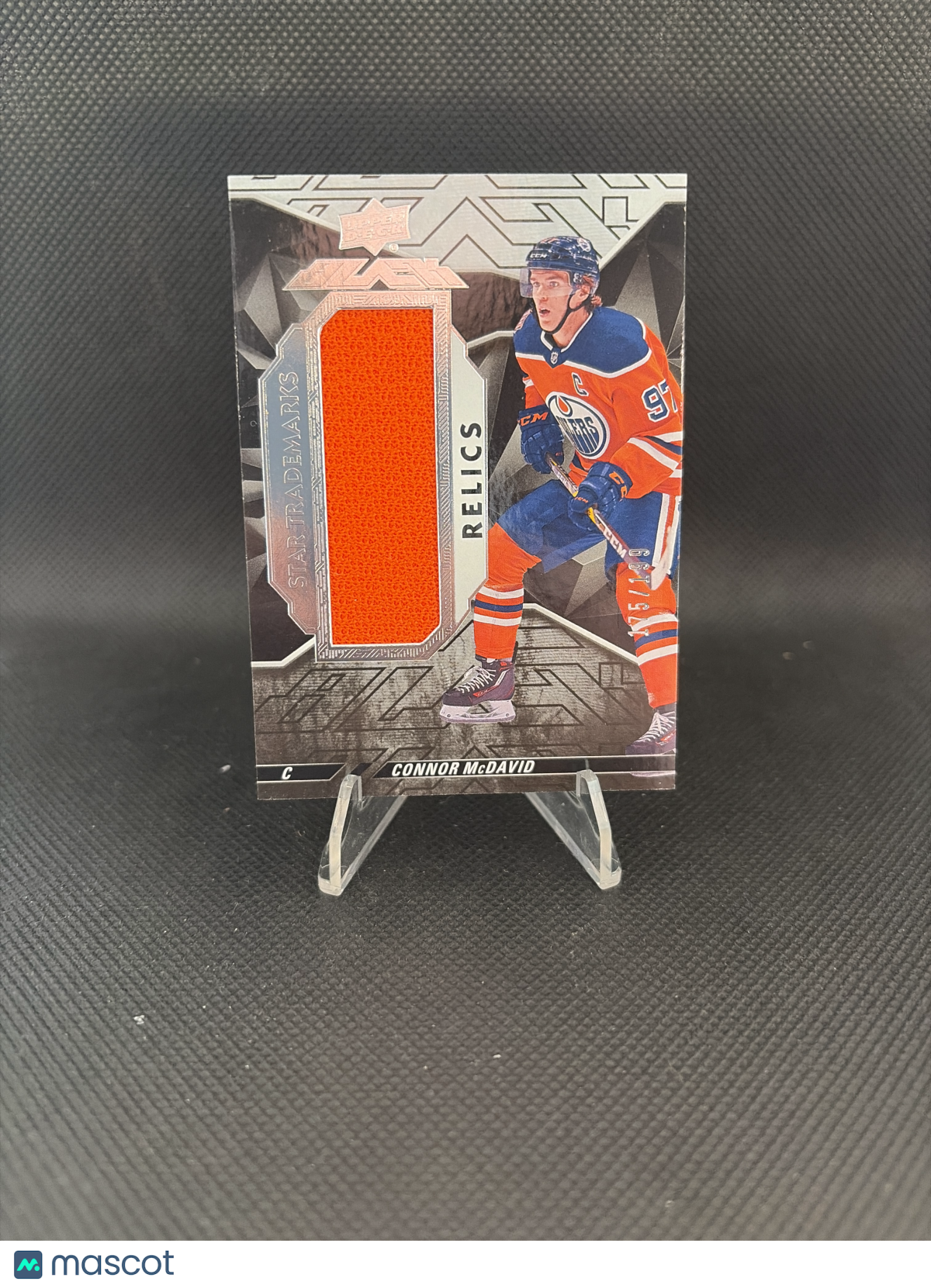 2018 Upper Deck Black Star Trademarks Connor McDavid Game-used Memorabilia /199