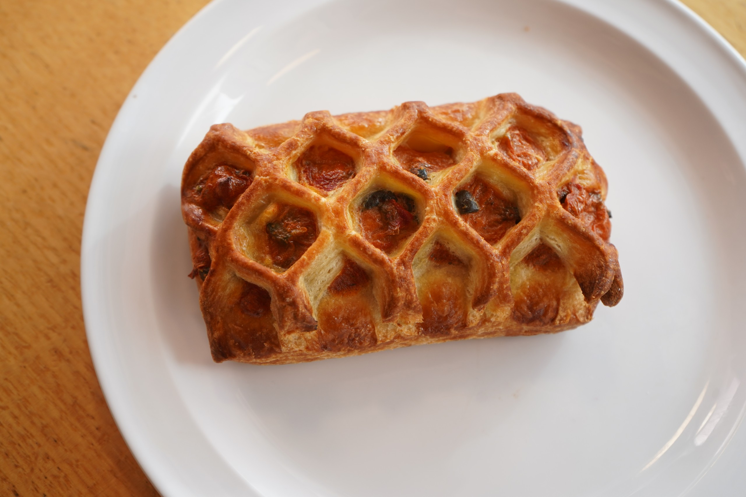 Tomato & Olive Croissant