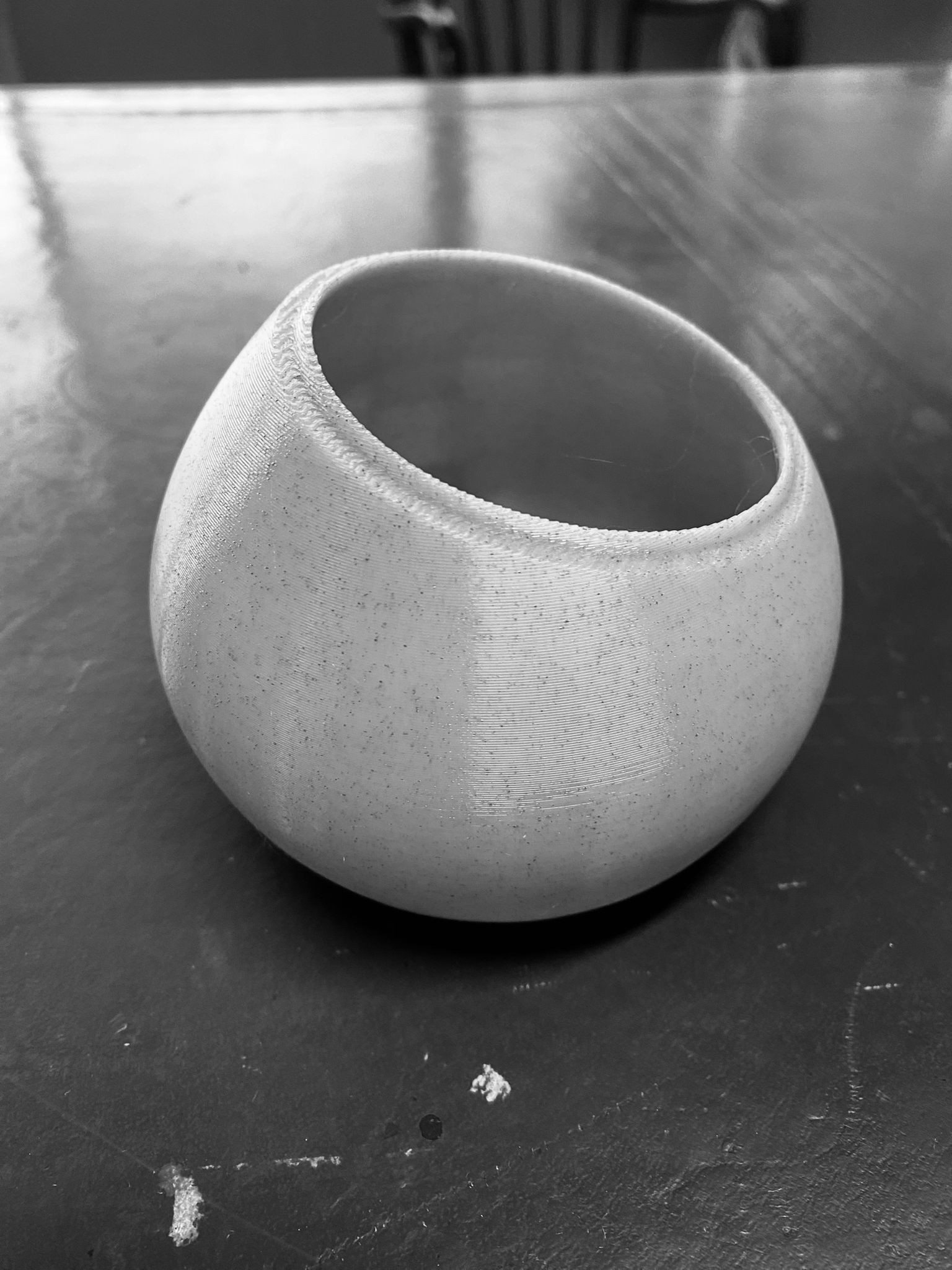'Egg' Style Planter