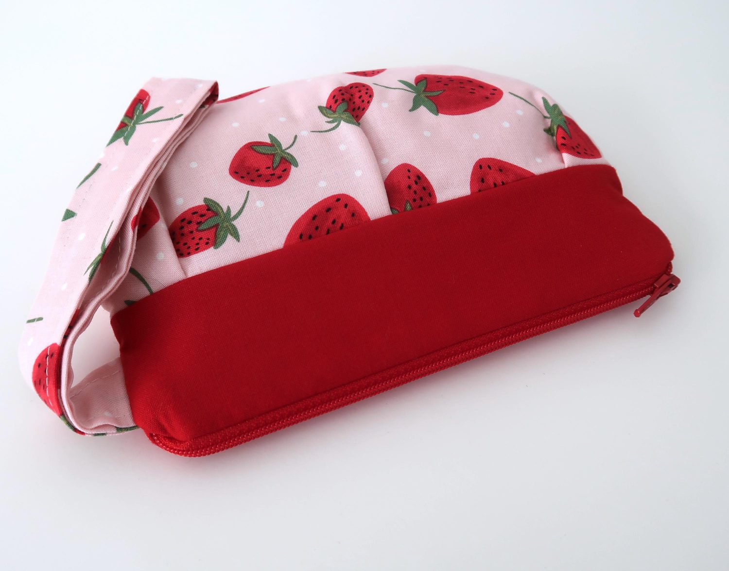Pleated Wristlet – Strawberries & Dots, photo 5 of 7