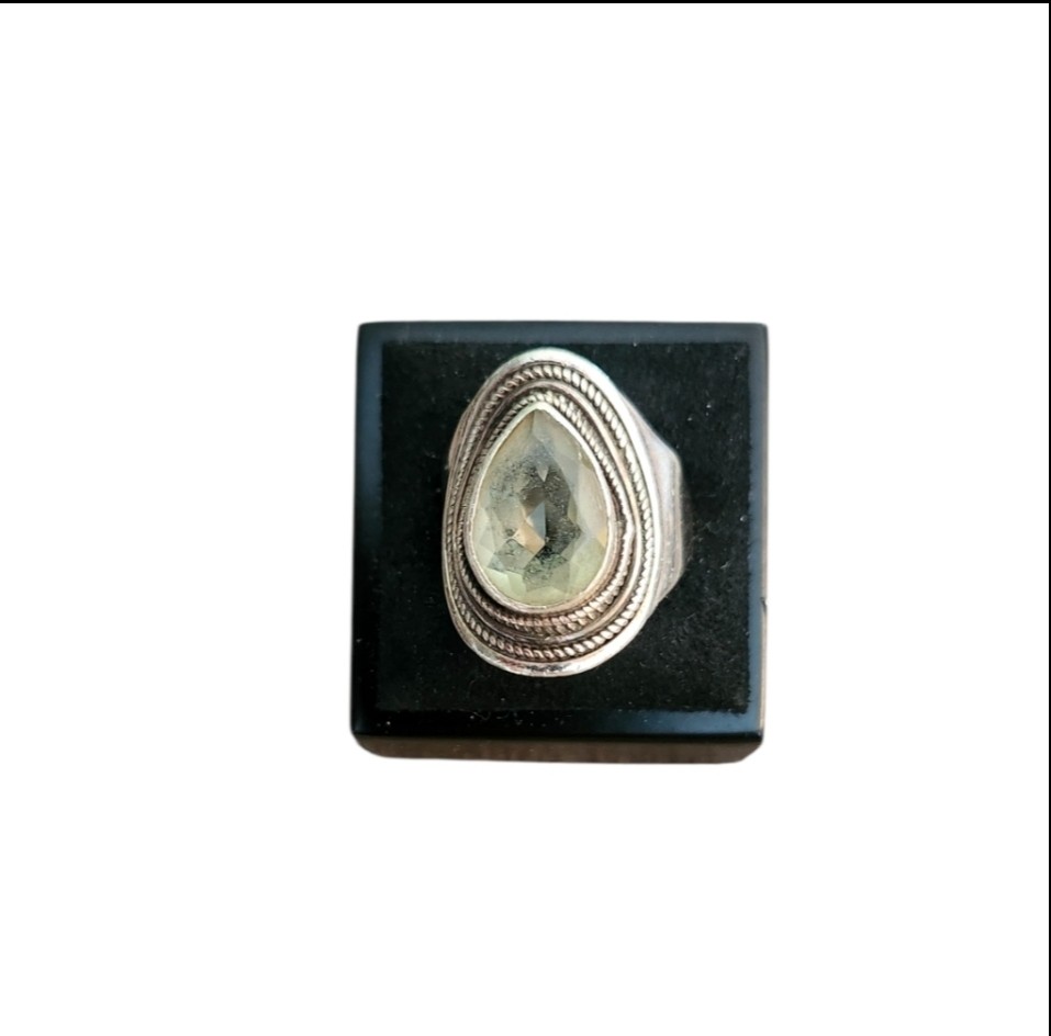 Size 6.5 925 Sterling Silver Natural Green Amethyst Drop Cut Ring
