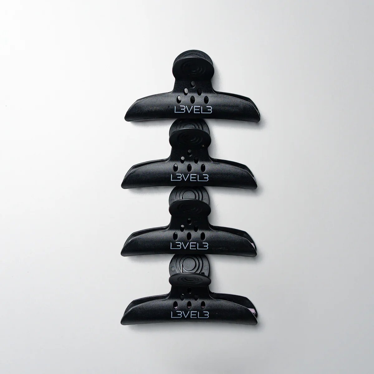 L3VEL3 Hair Claw Clips 4 Pieces