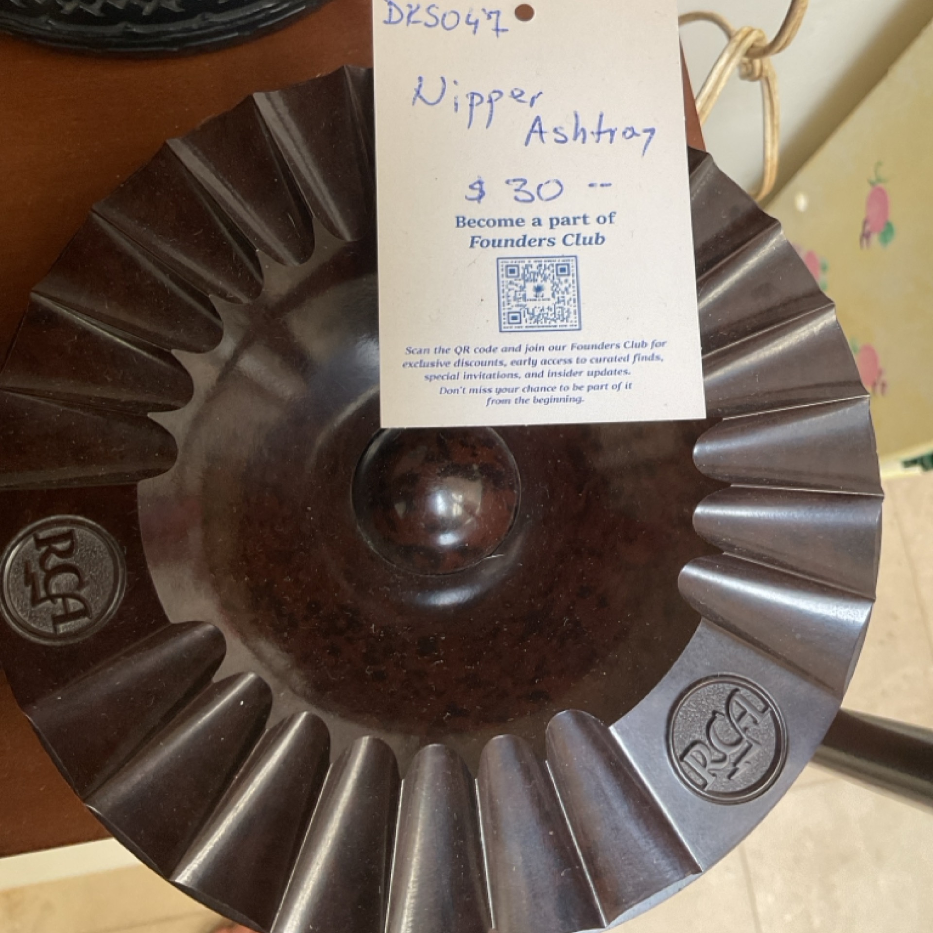 Nipper Ashtray