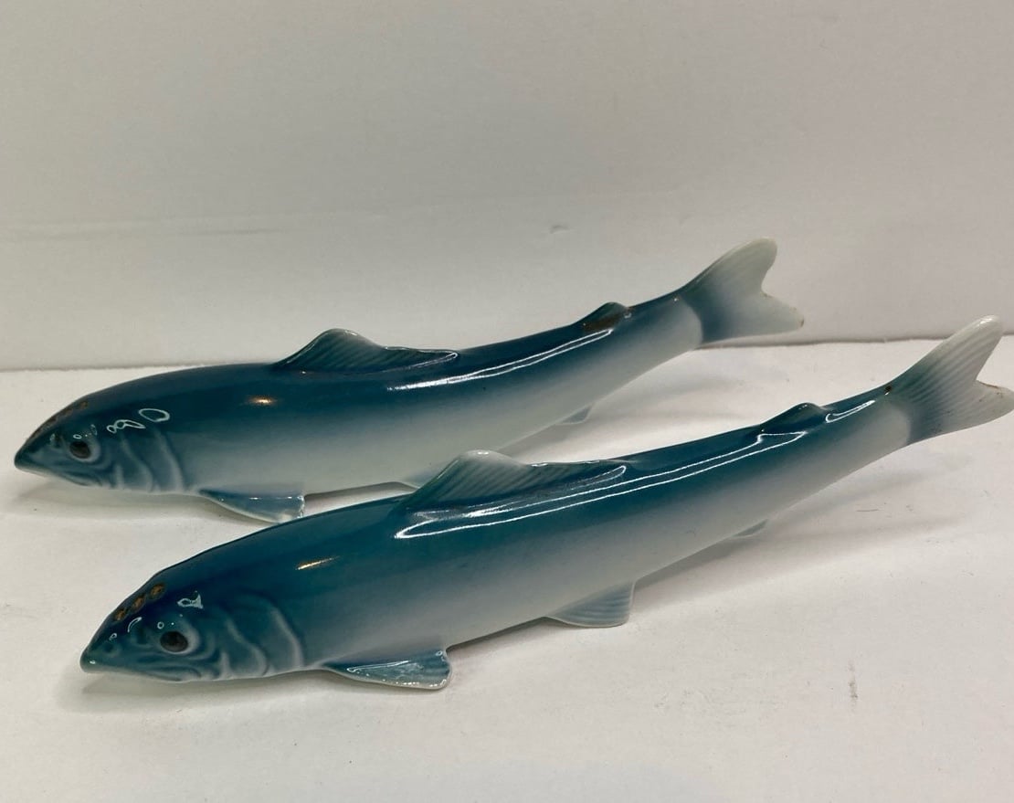 Vintage Blue Fish Porcelain Salt and Pepper Shakers Japan