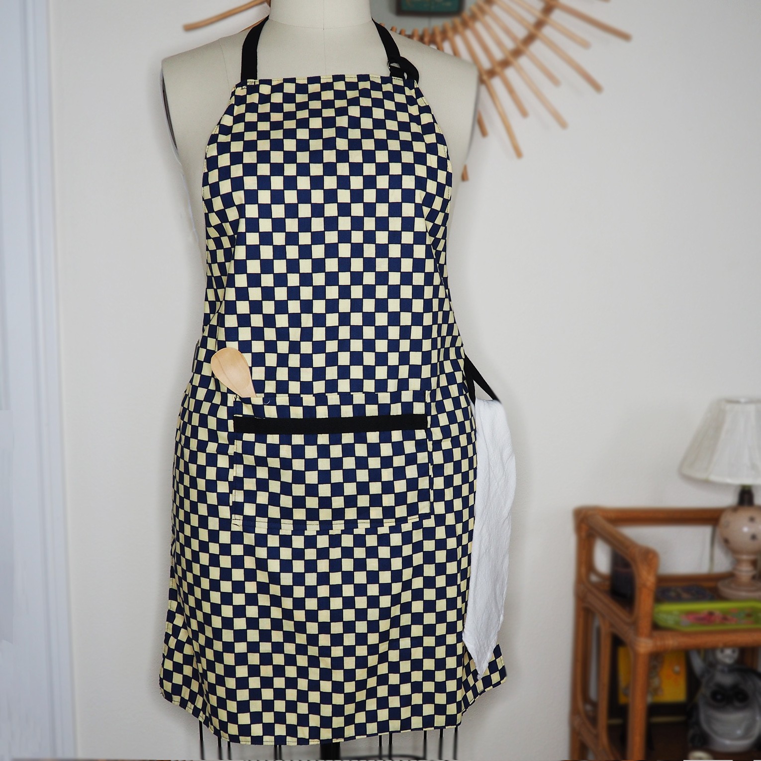 Hawaiian Checkers Reversible Gender Neutral Apron
