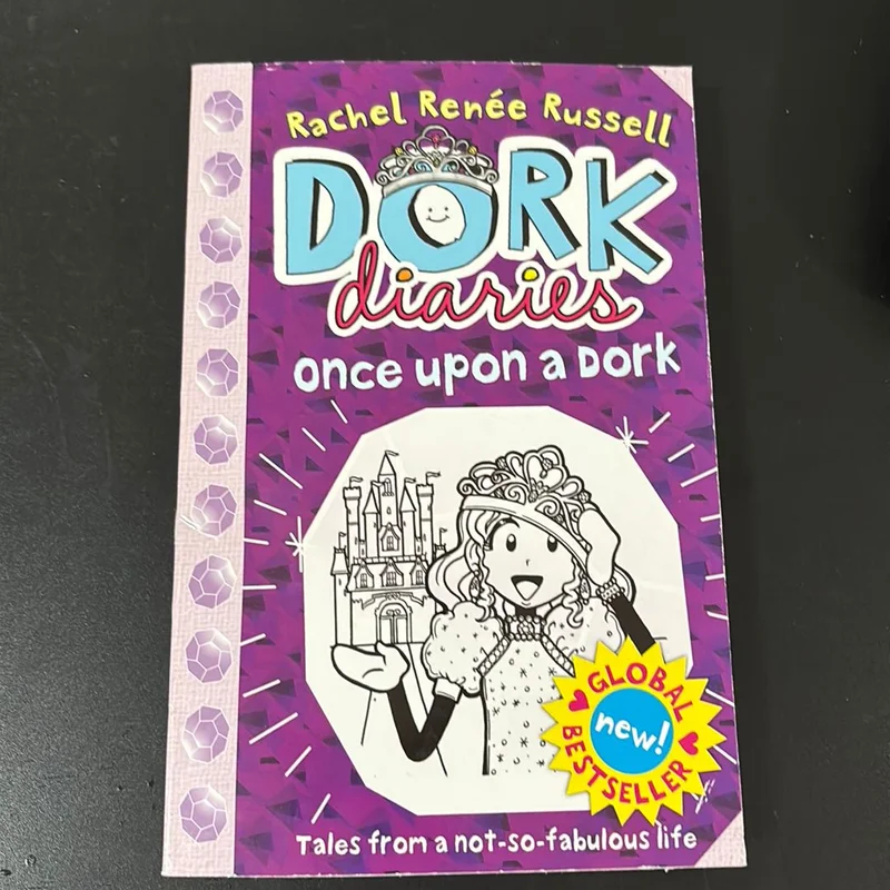 Dork Diaries by Nikki Russell, Erin Russell