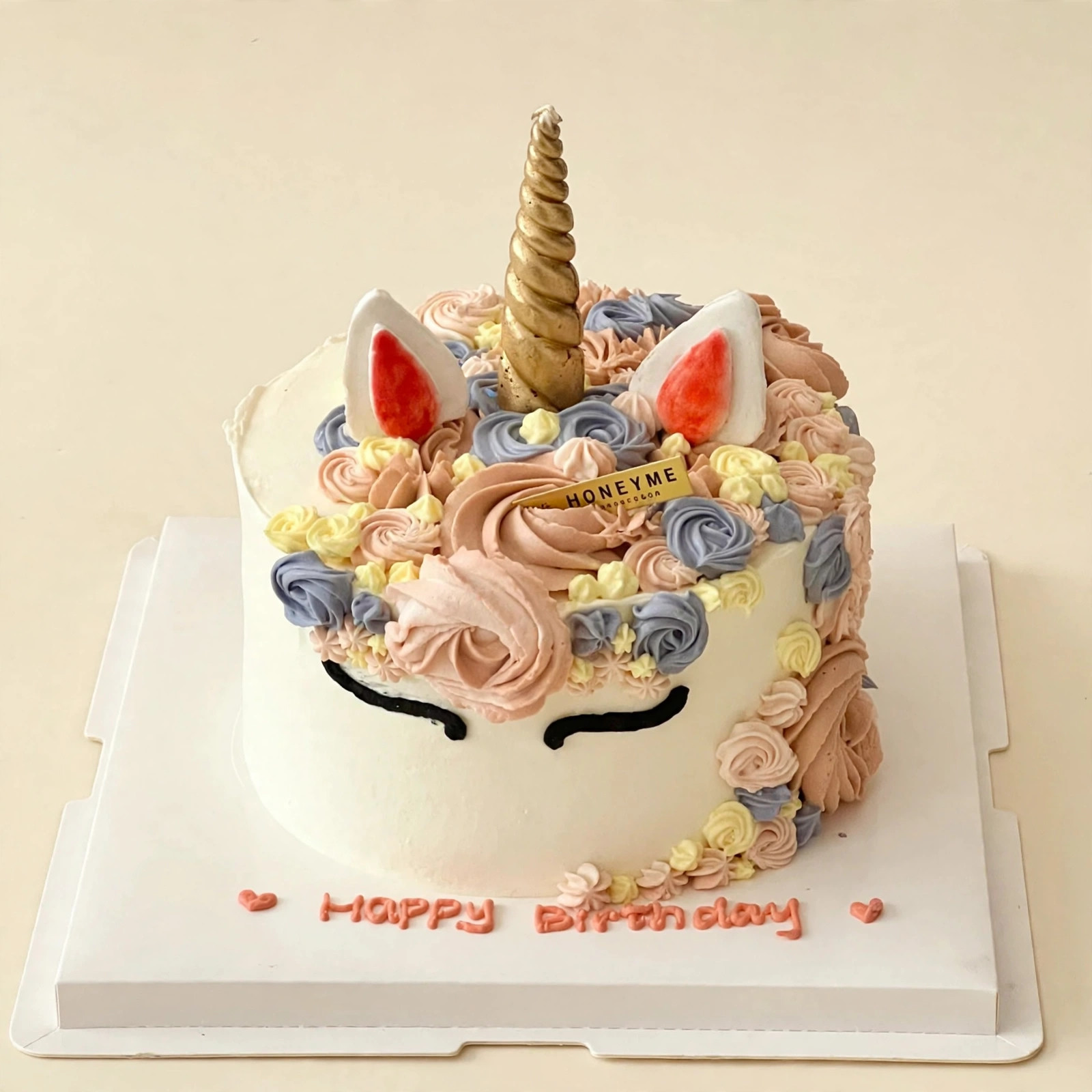 Golden Horn Unicorn Cake — HoneyMe Bakery, Bellevue