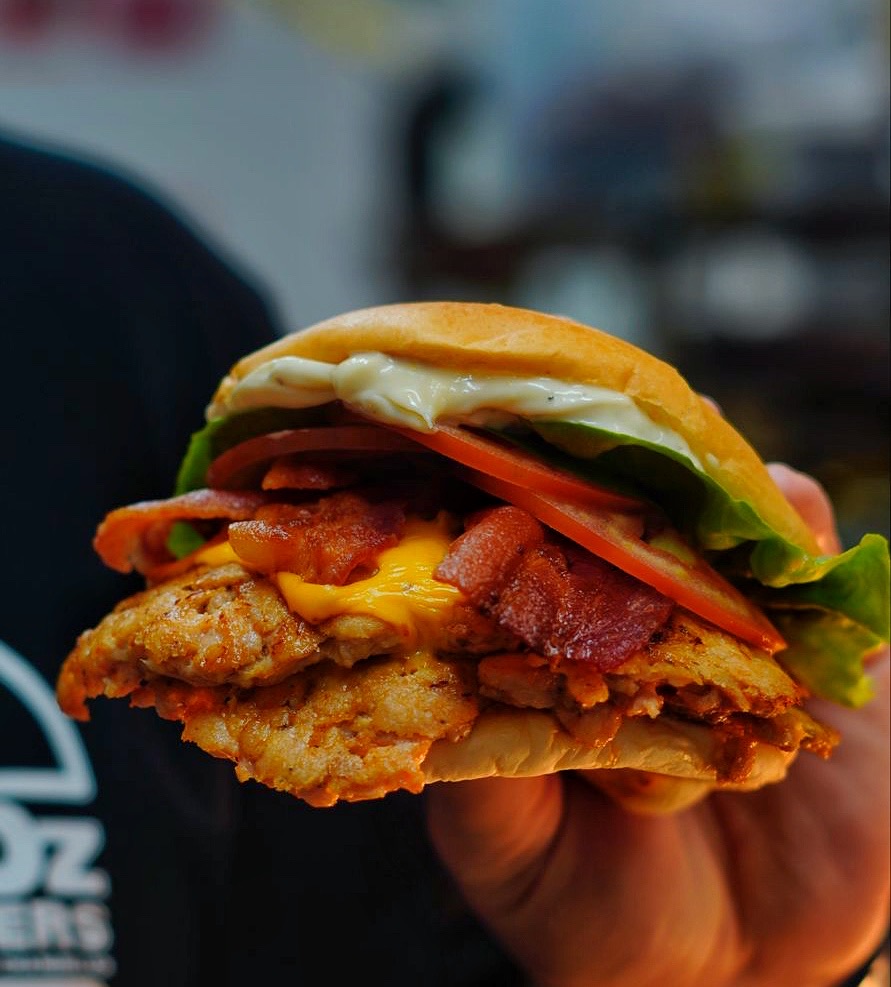 BrOz Smokey Chook chicken burger