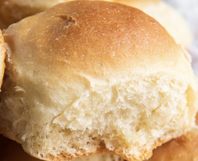 Fresh Dozen Dinner Rolls (Variety)
