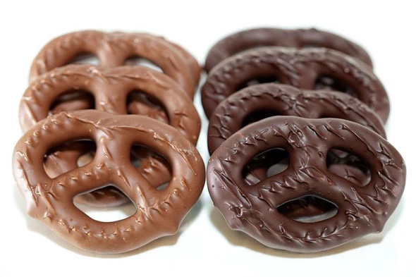 LOCAL Chocolates Duffy Chocolate Covered Pretzels - 1 Pound Deluxe