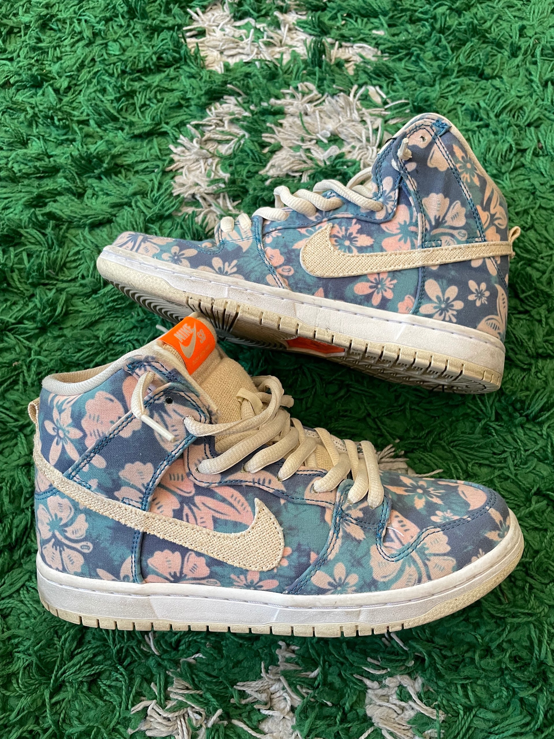 nike sb dunk high pro qs size 8.5 (used)