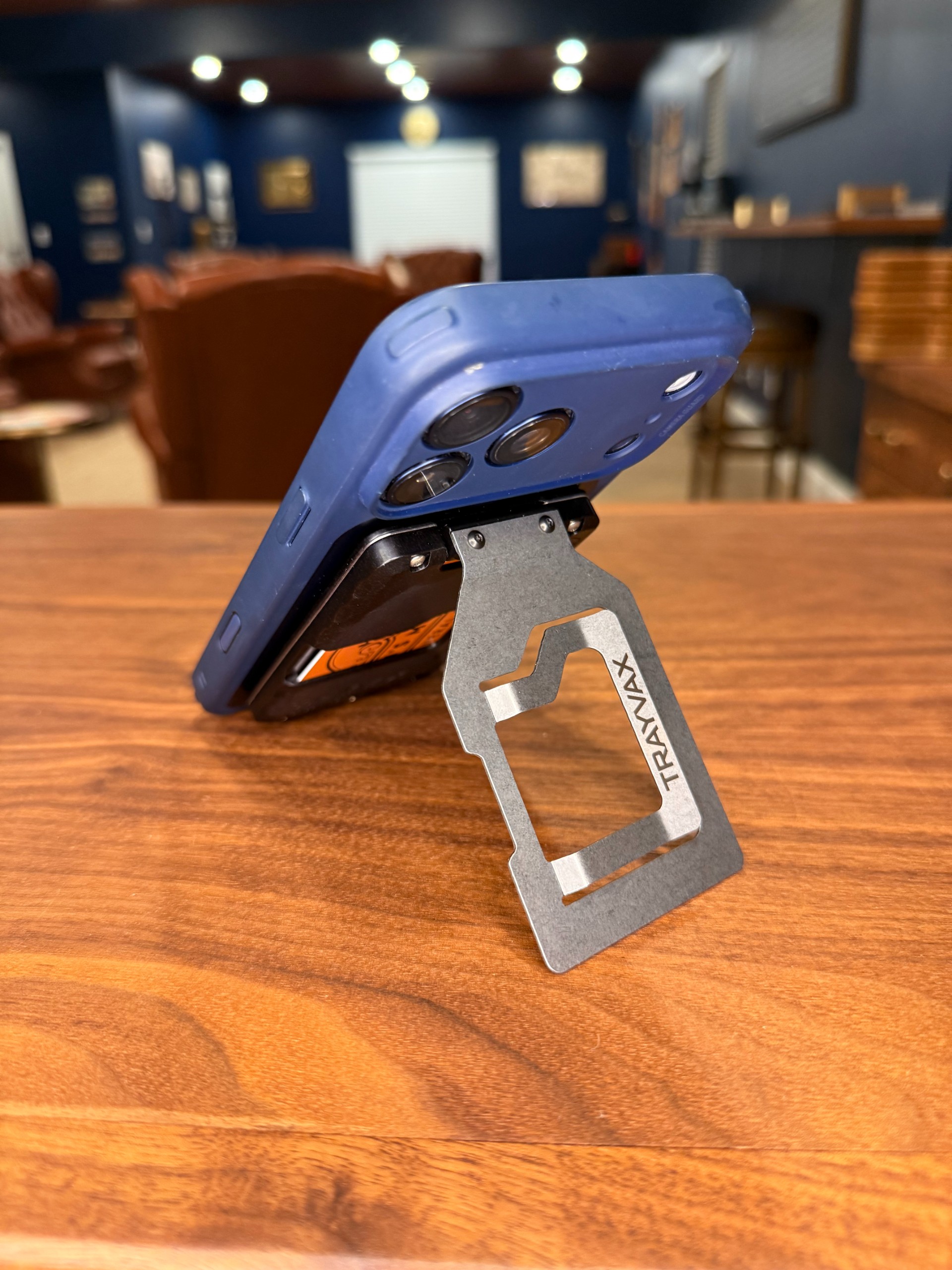 Trayvax Traverse Black