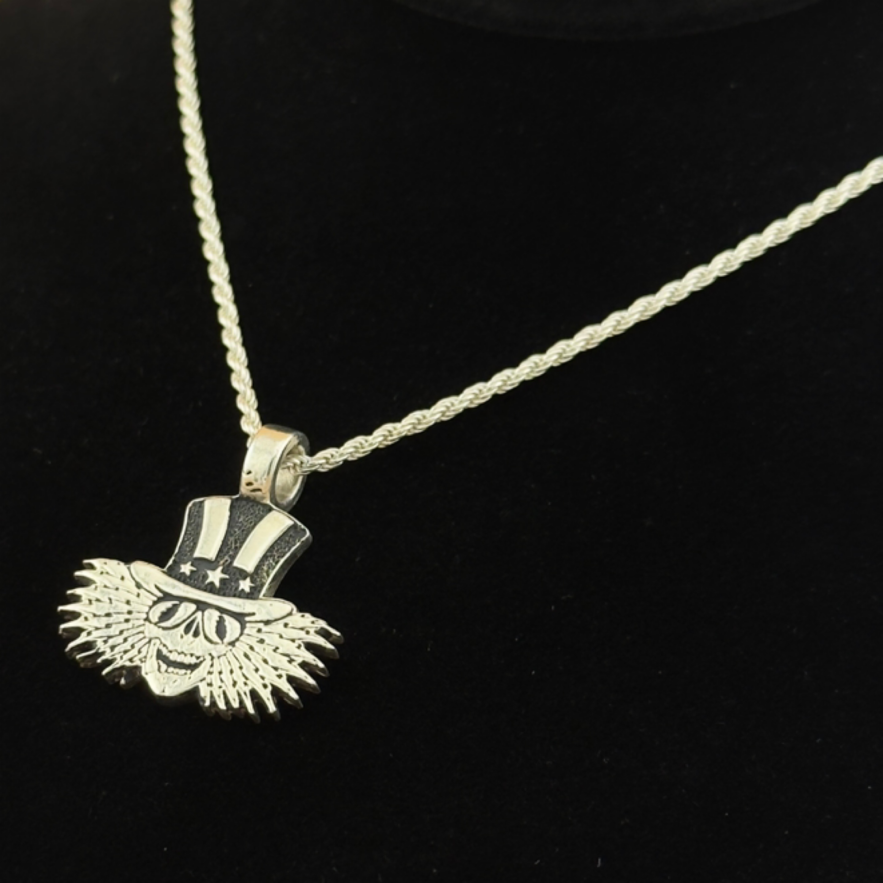 Unc Sam Pendant – Stipple / Tarnish, 925 Sterling Silver
