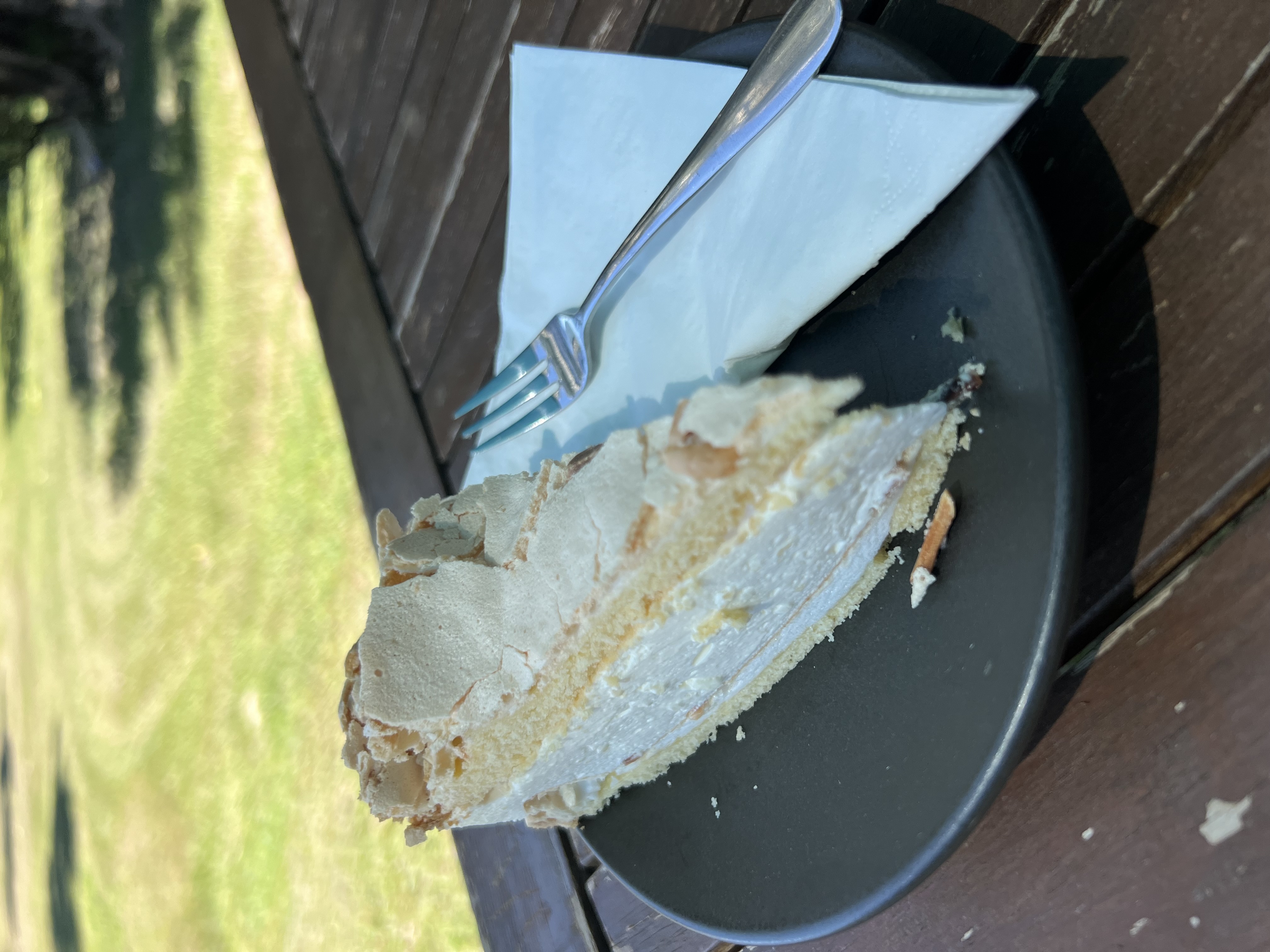 Lemon Meringue cake