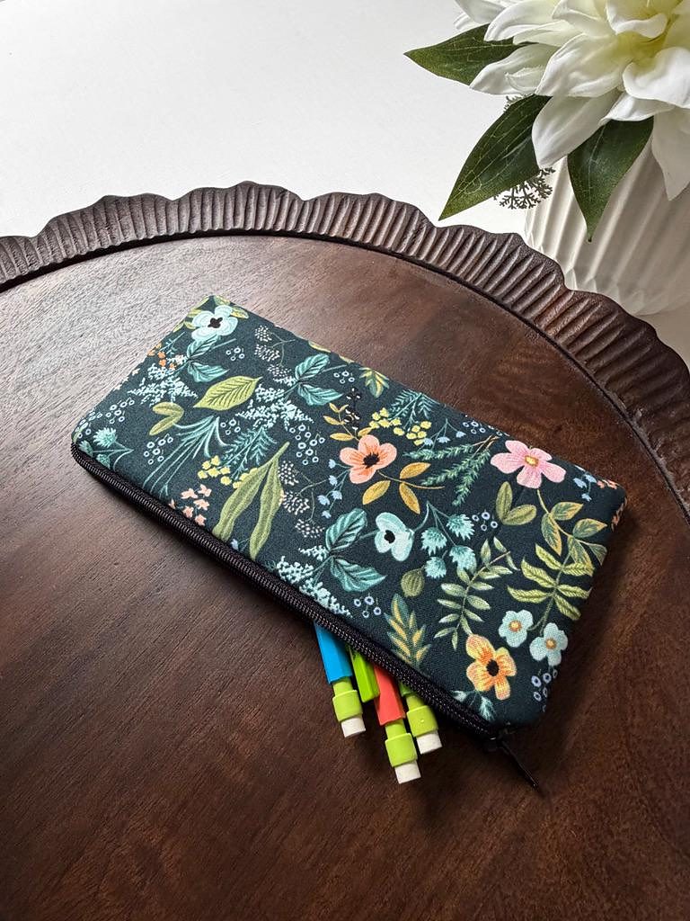 Pencil Pouch – Herb Garden (Dark), photo 4 of 6