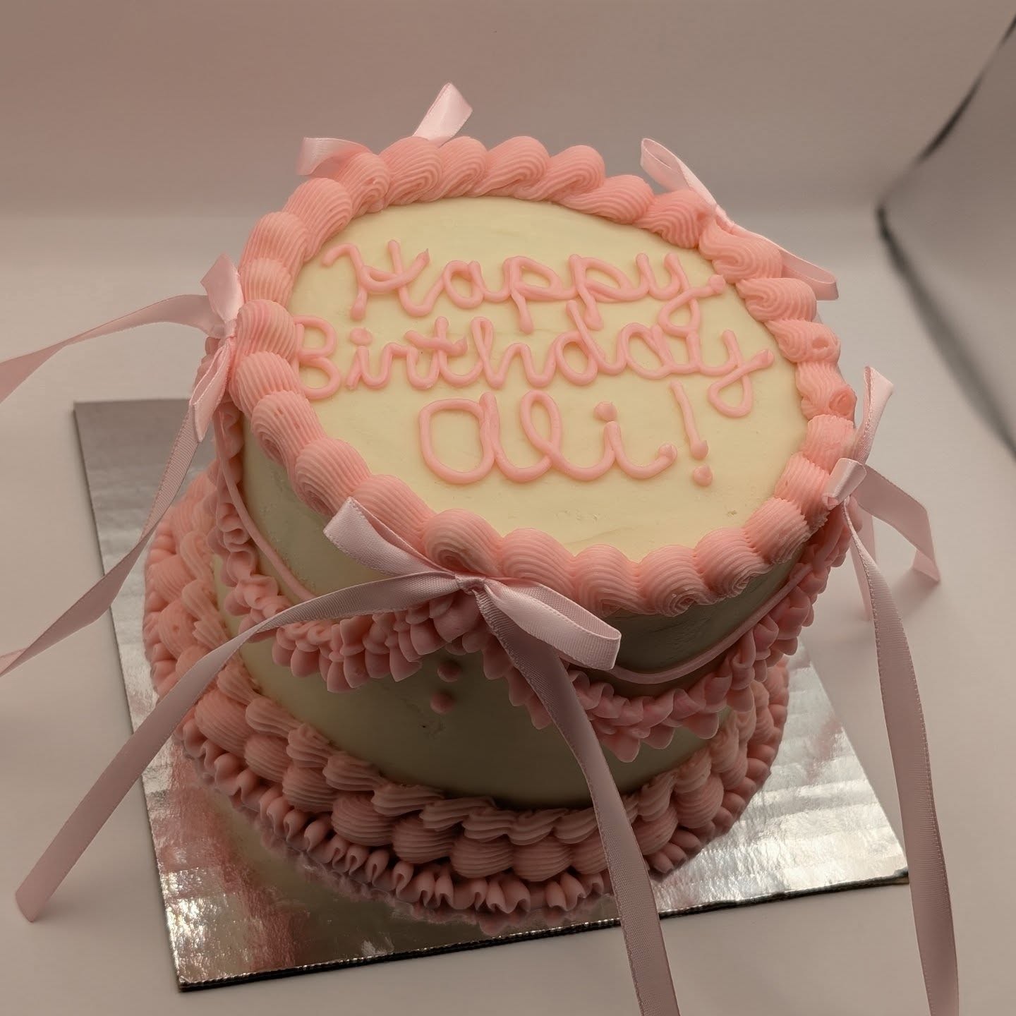 Photo of Cake (4" - 7")