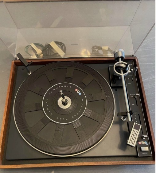 BIC 960 Belt Drive Multi Player Turntable/Parts Only ~ Runs Good ~