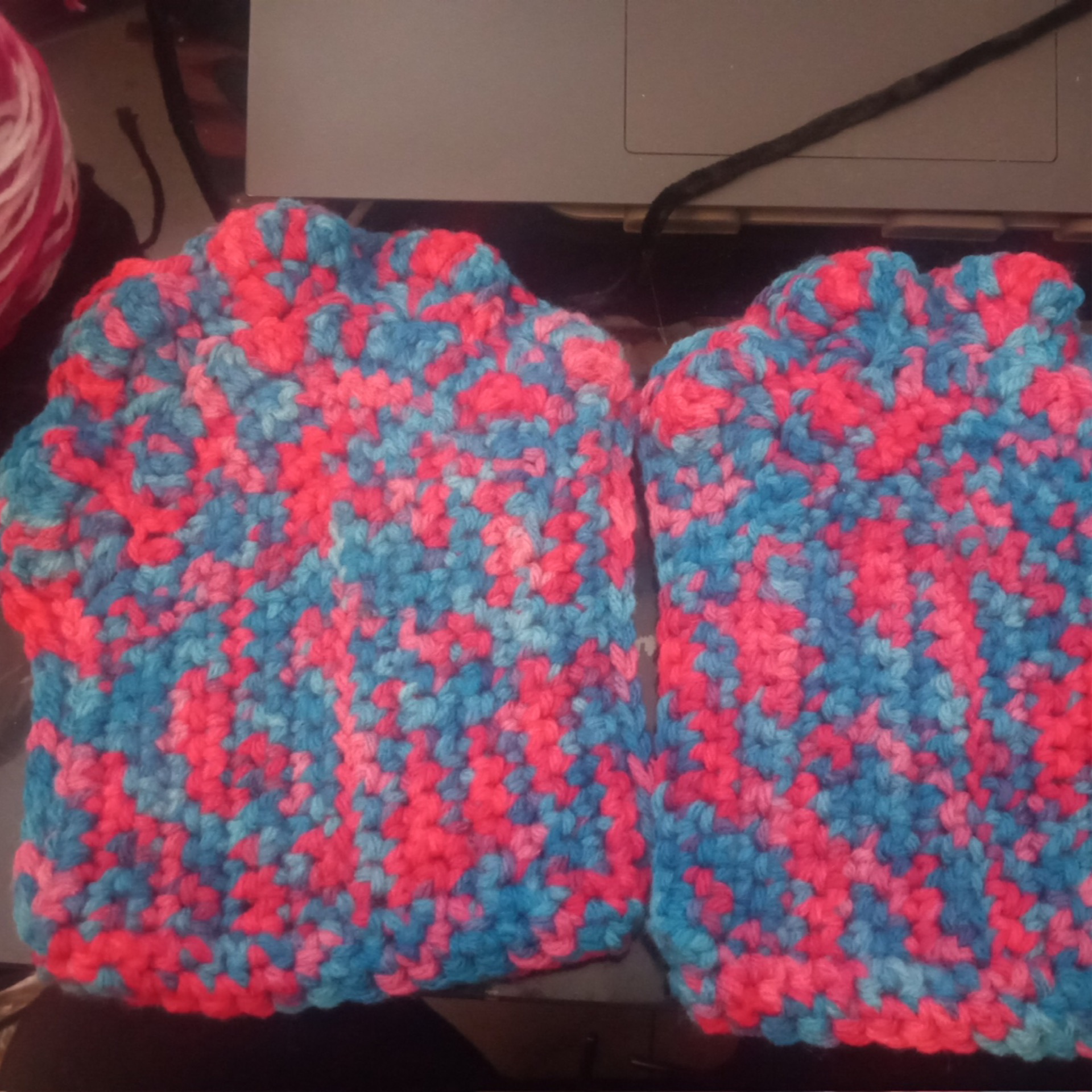 Paw fingerless mittens