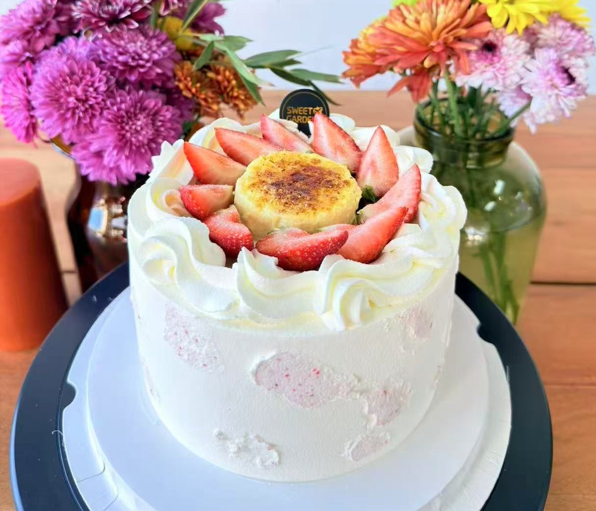 Strawberry Brûlée Cake
