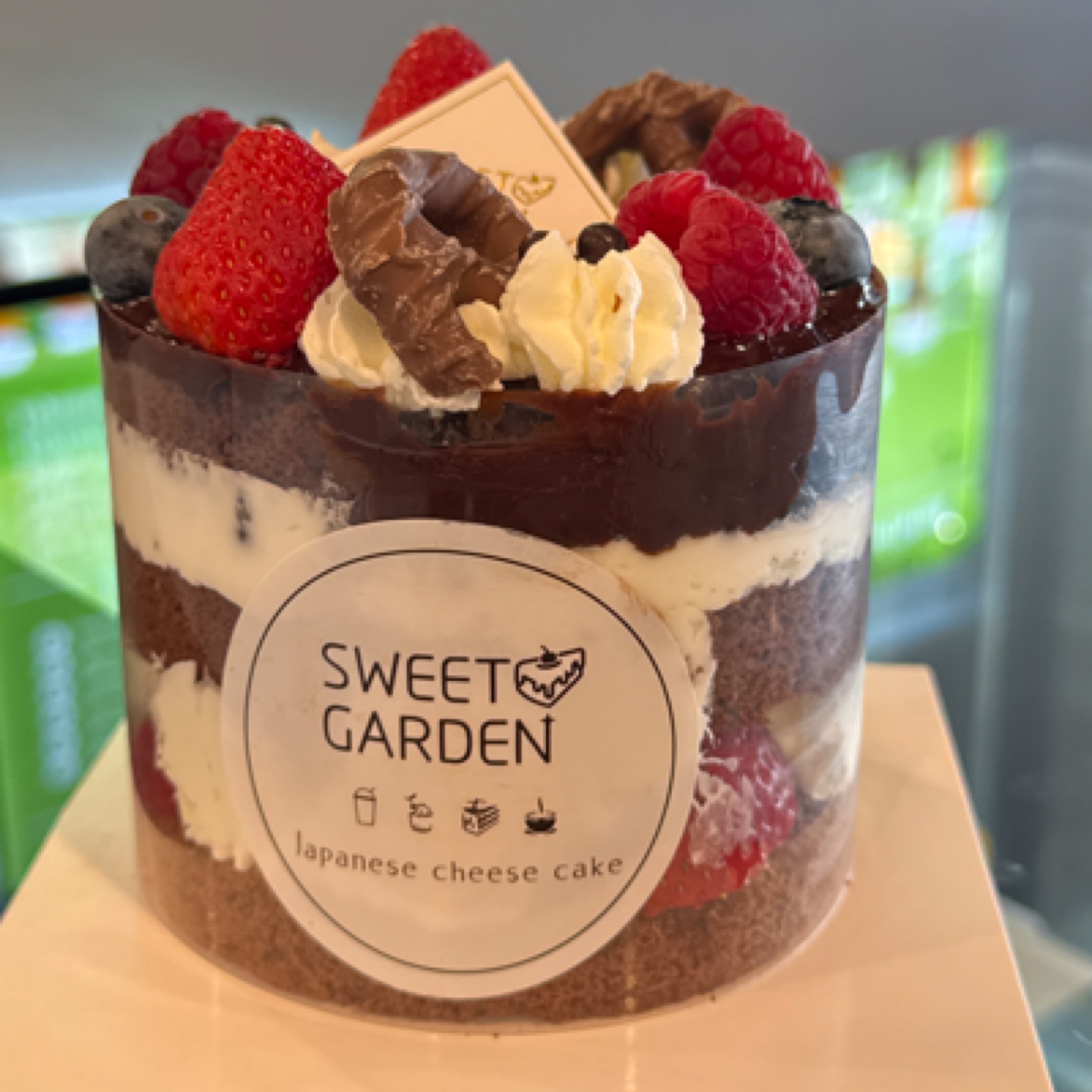 Strawberry Chocolate Cake 4”