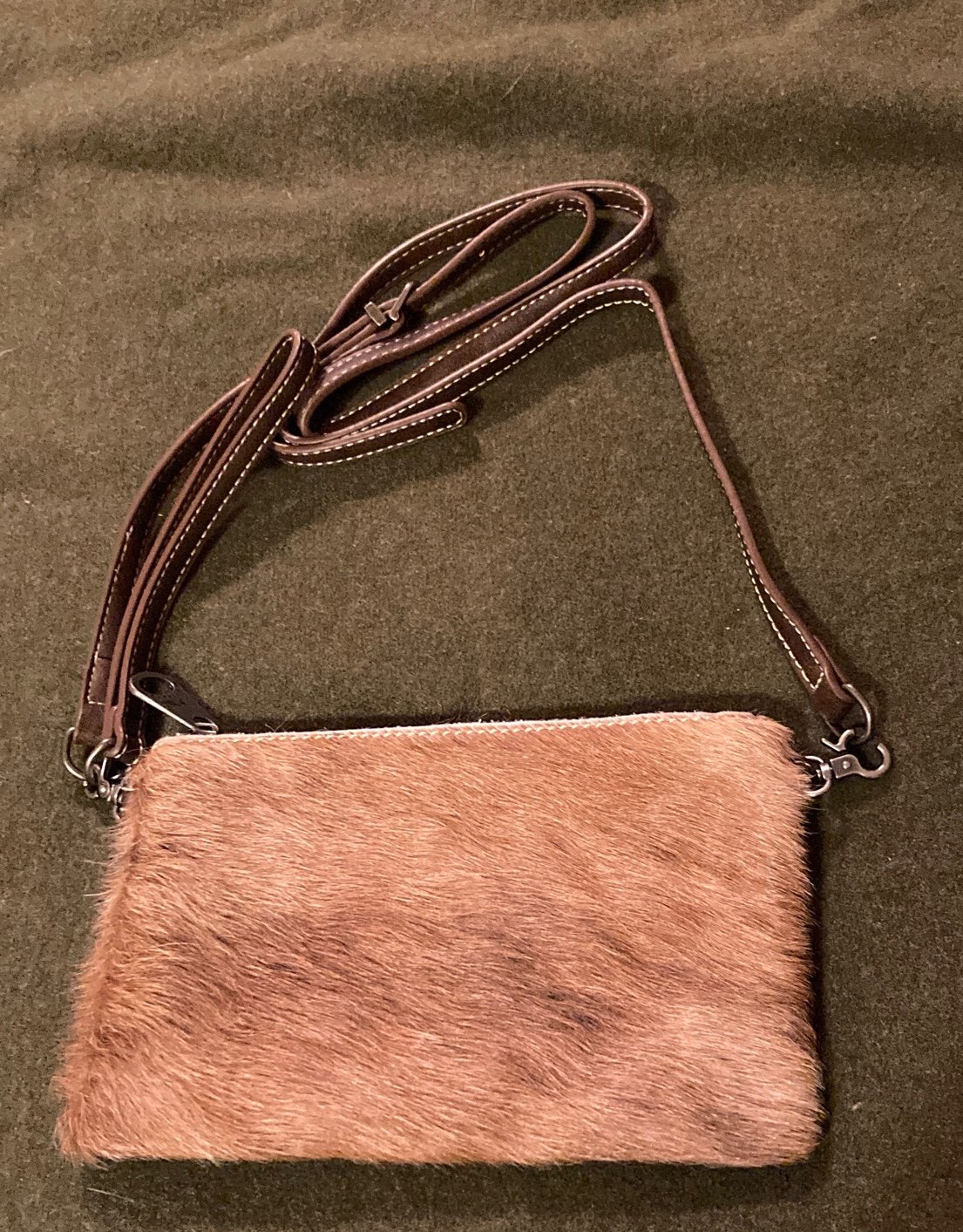MOUNTAIN WEST Crossbody