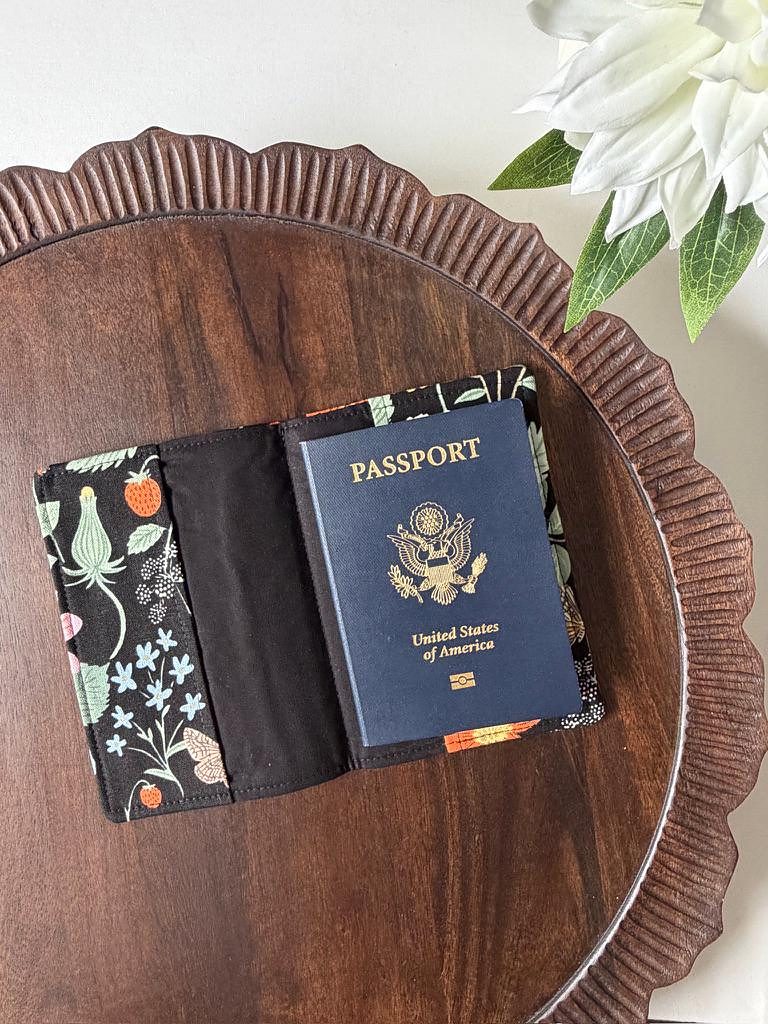 Passport Cover – Strawberry Fields Black, photo 3 of 3
