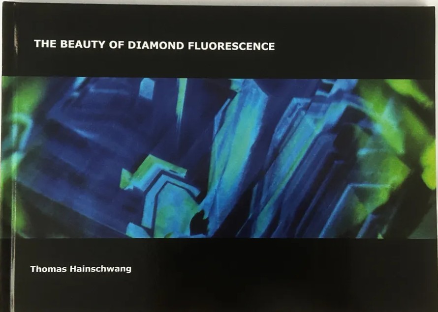 Book The Beauty of Diamond Fluorescence by GGTL