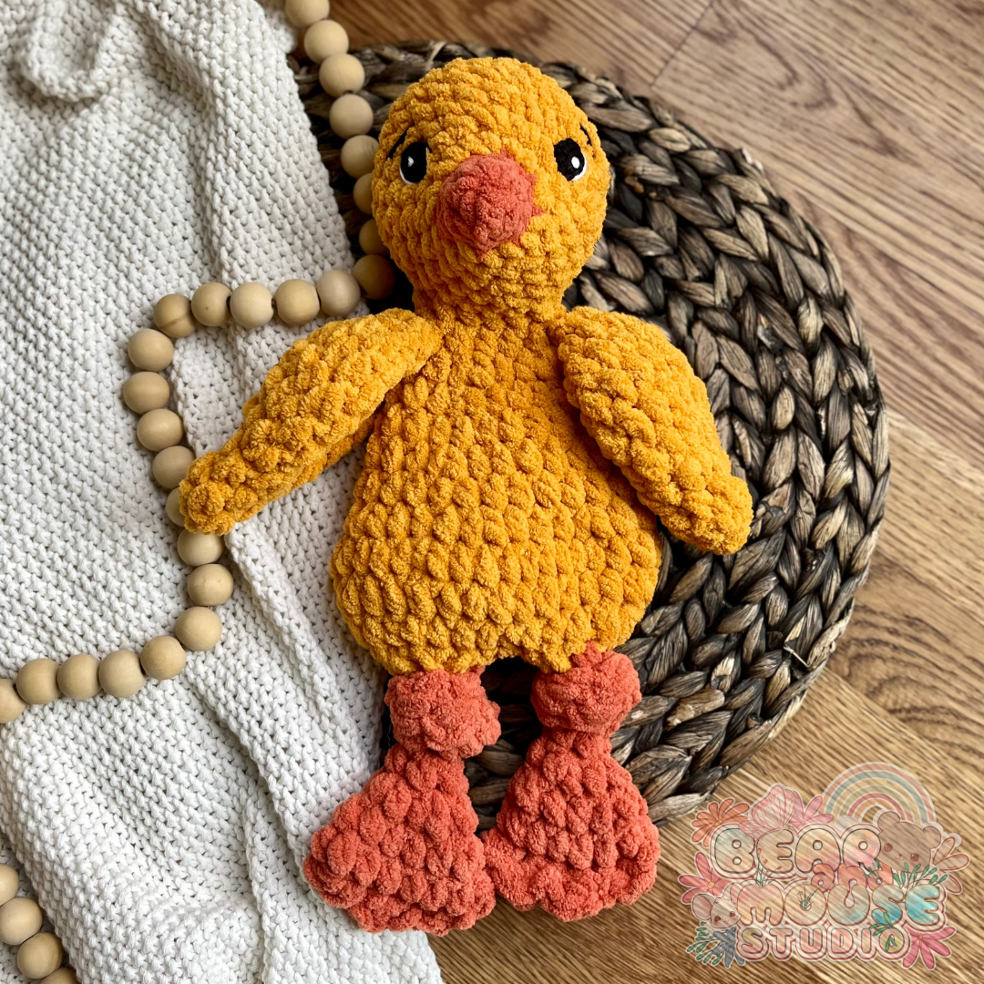 Baby Chick Knotted Snuggler preview image