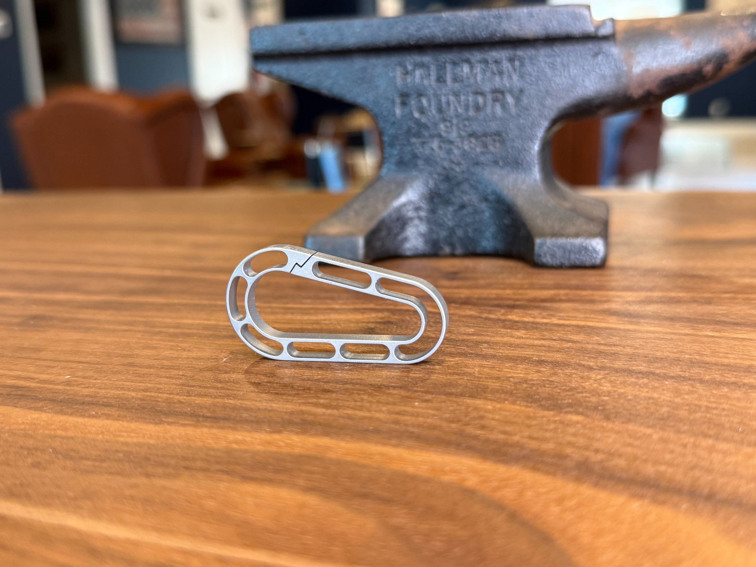 NHB Carabiner
