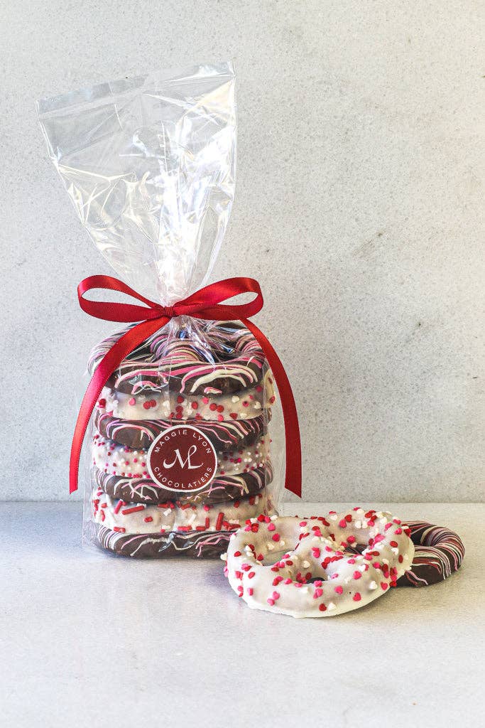 Valentine's 7pc Milk & White Chocolate Covered Pretzels